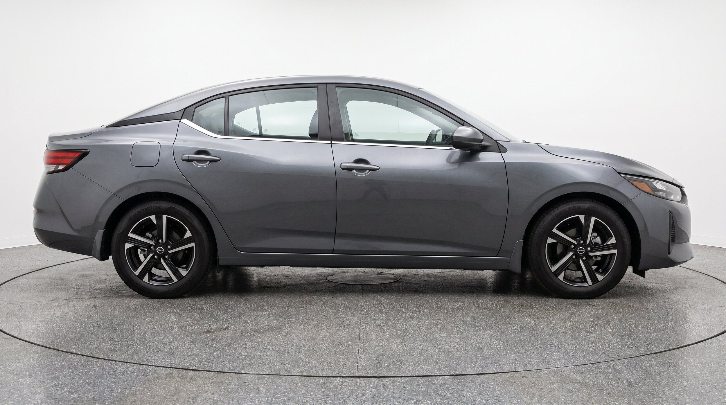 Thumbnail: 2025 Nissan Sentra - 11