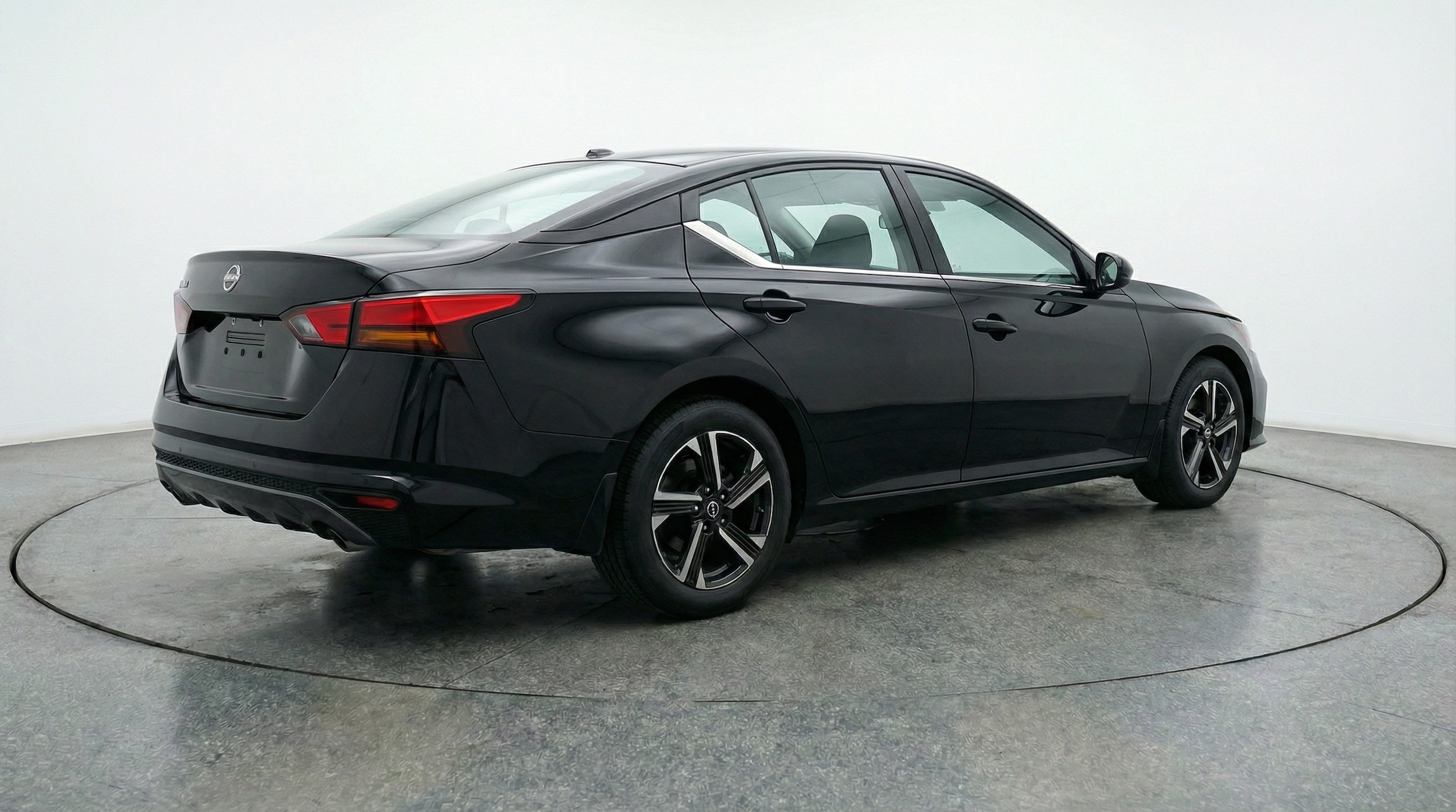 Thumbnail: 2025 Nissan Altima - 7