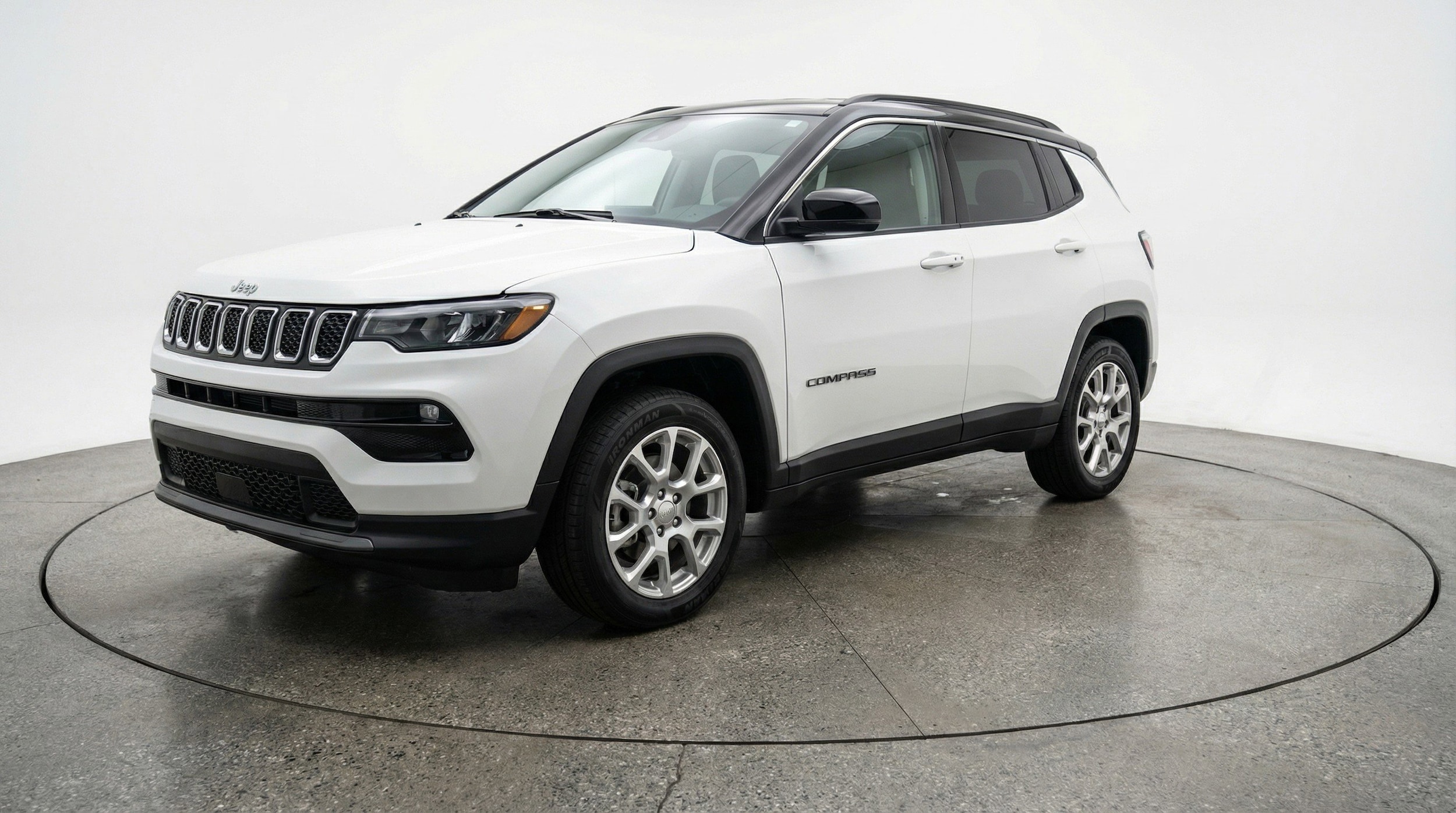 Thumbnail: 2025 Jeep Compass - 3