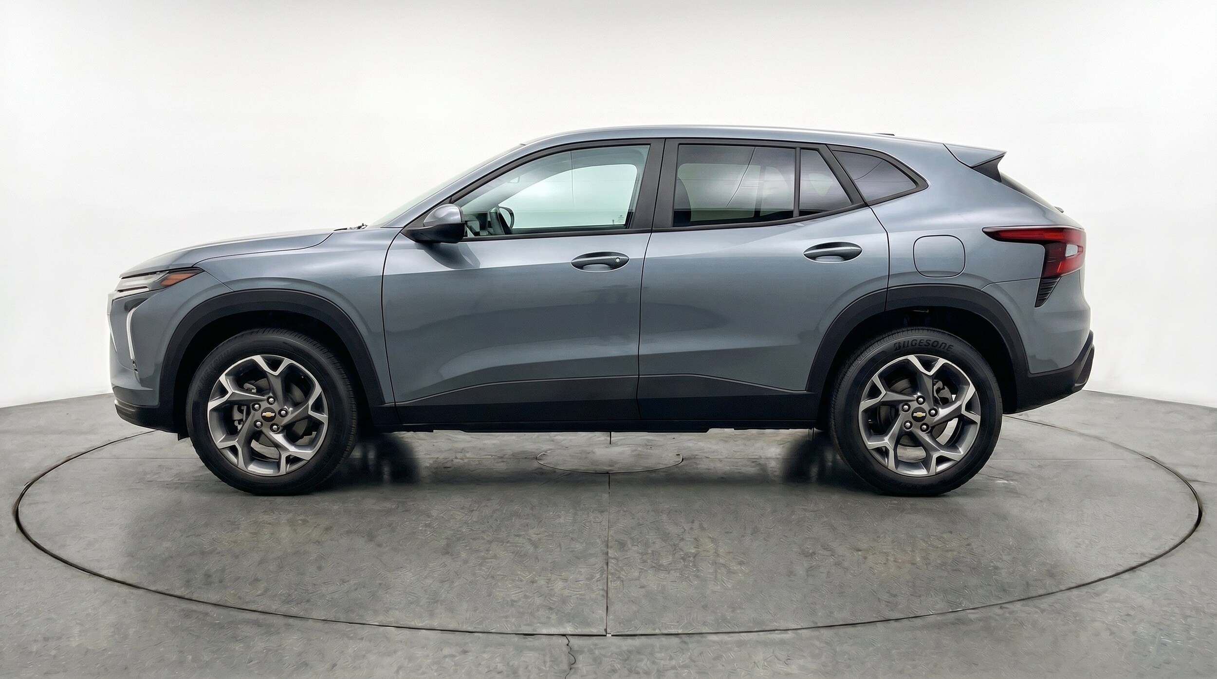 Thumbnail: 2025 Chevrolet Trax - 5