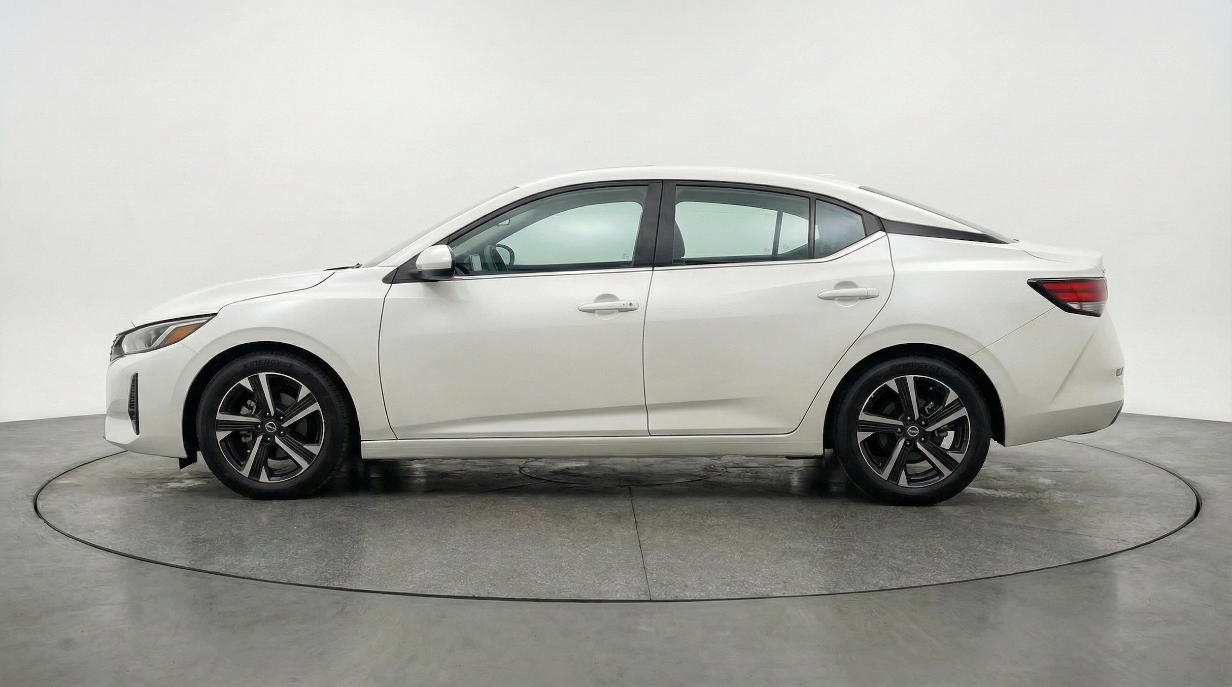 Thumbnail: 2025 Nissan Sentra - 5