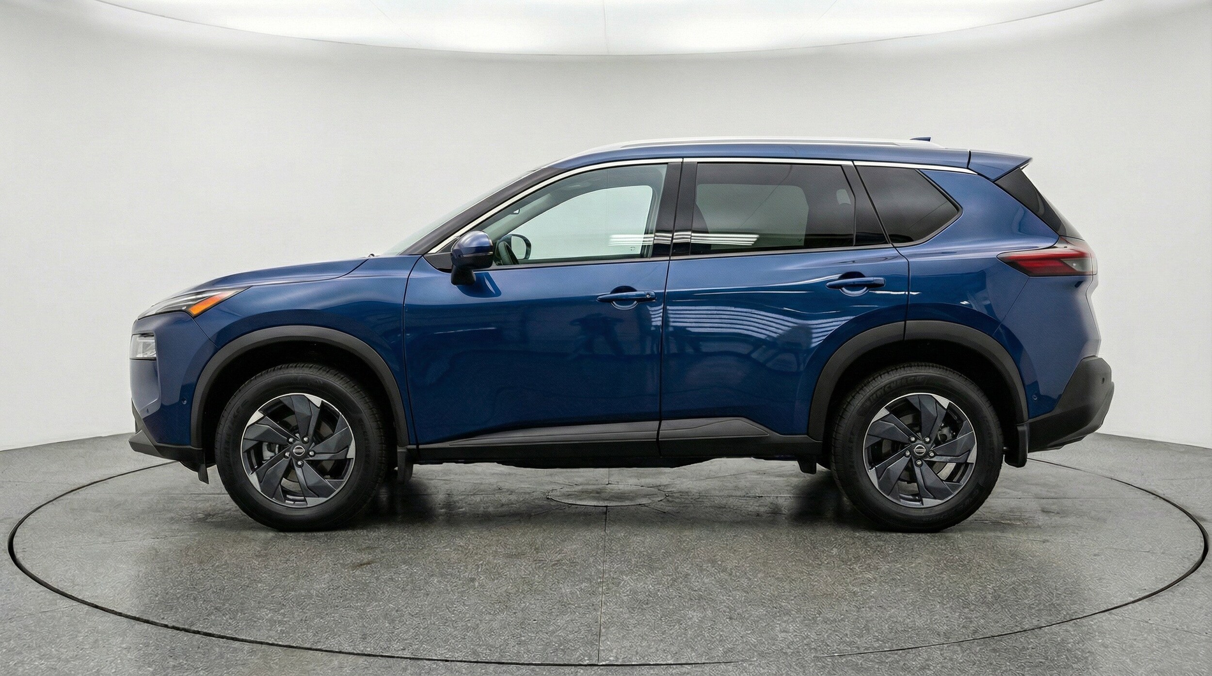 Thumbnail: 2025 Nissan Rogue - 5