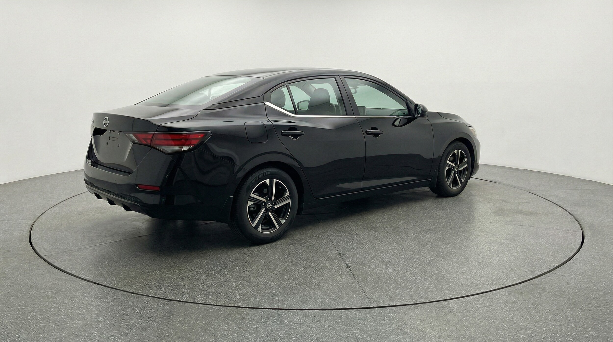 Thumbnail: 2025 Nissan Sentra - 5