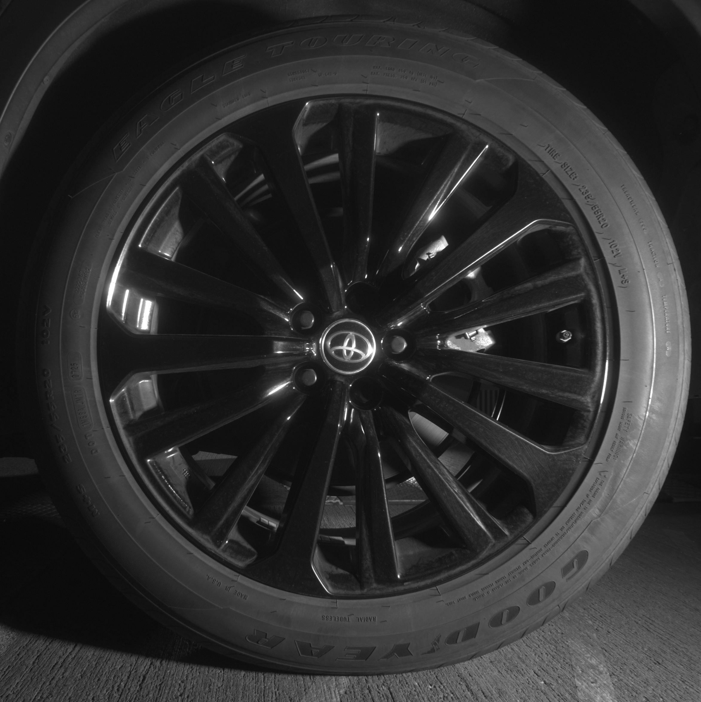 Thumbnail: 2025 Toyota Highlander - 14