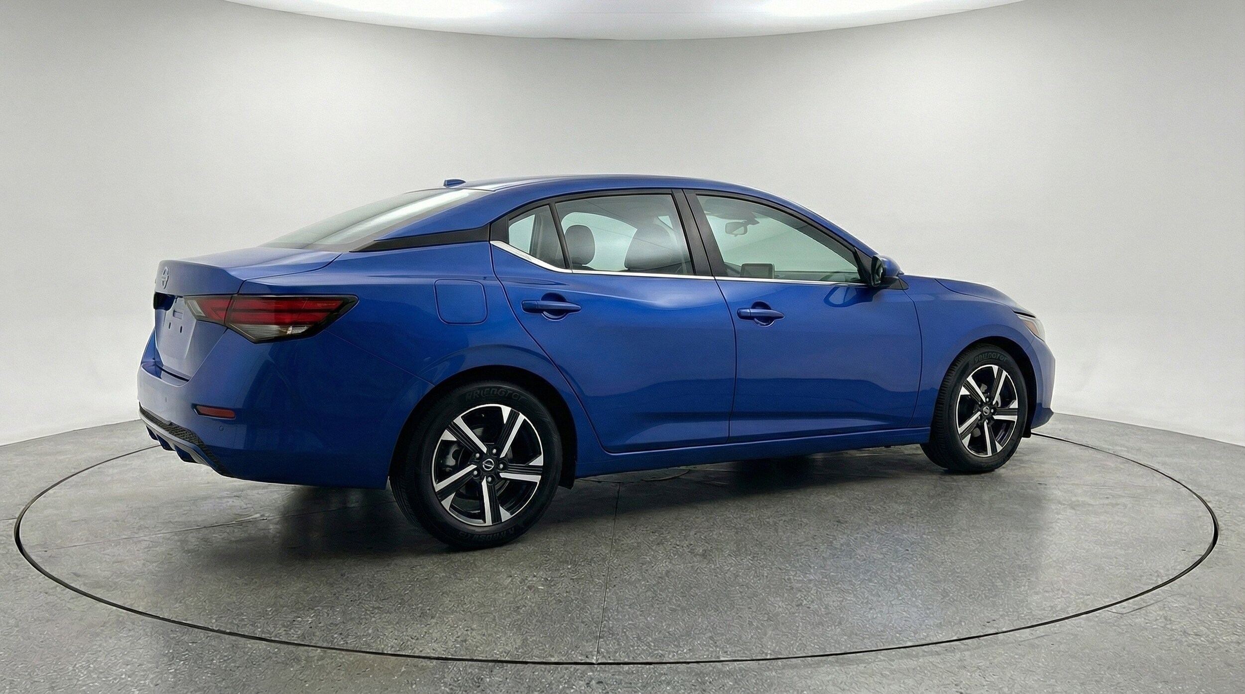 Thumbnail: 2025 Nissan Sentra - 9