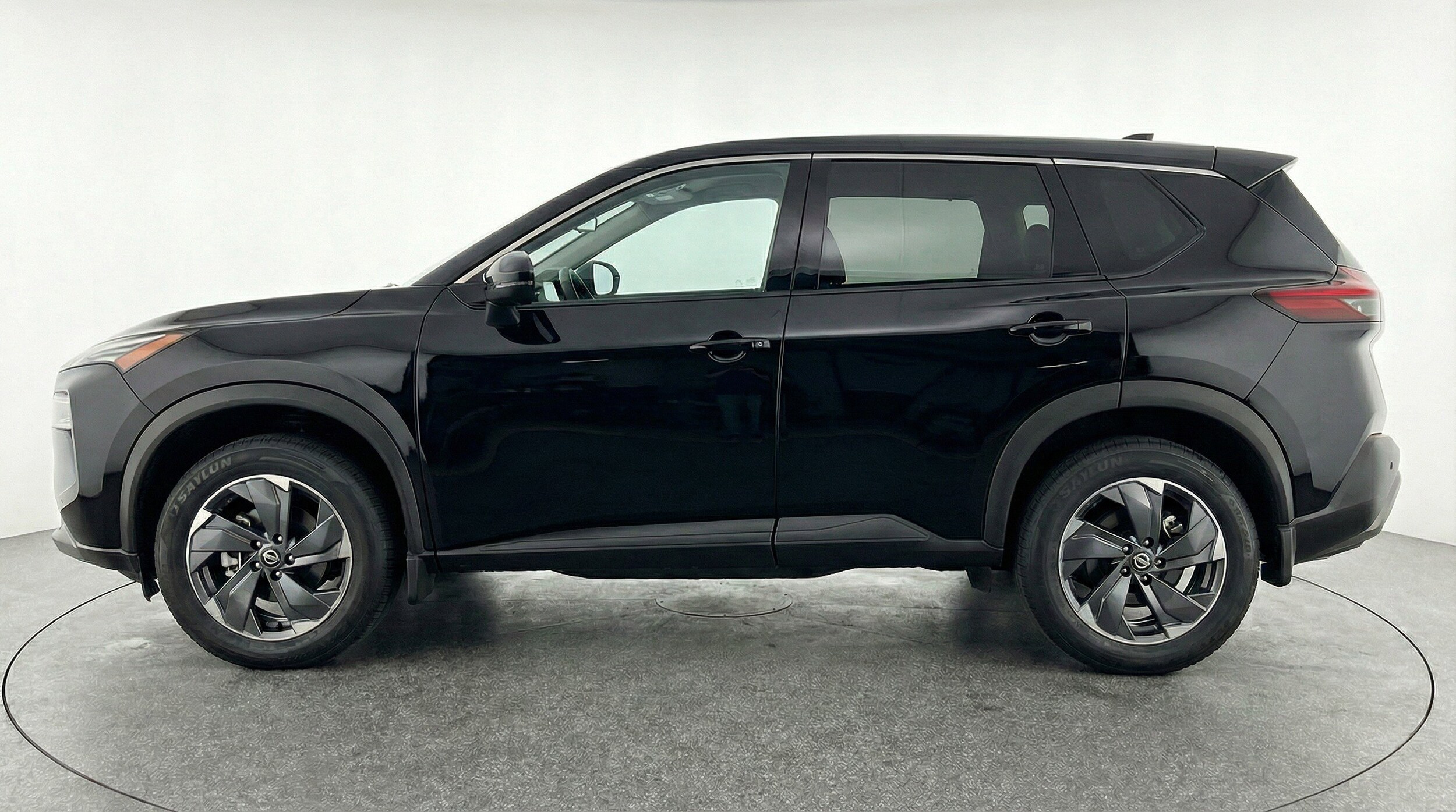 Thumbnail: 2025 Nissan Rogue - 5