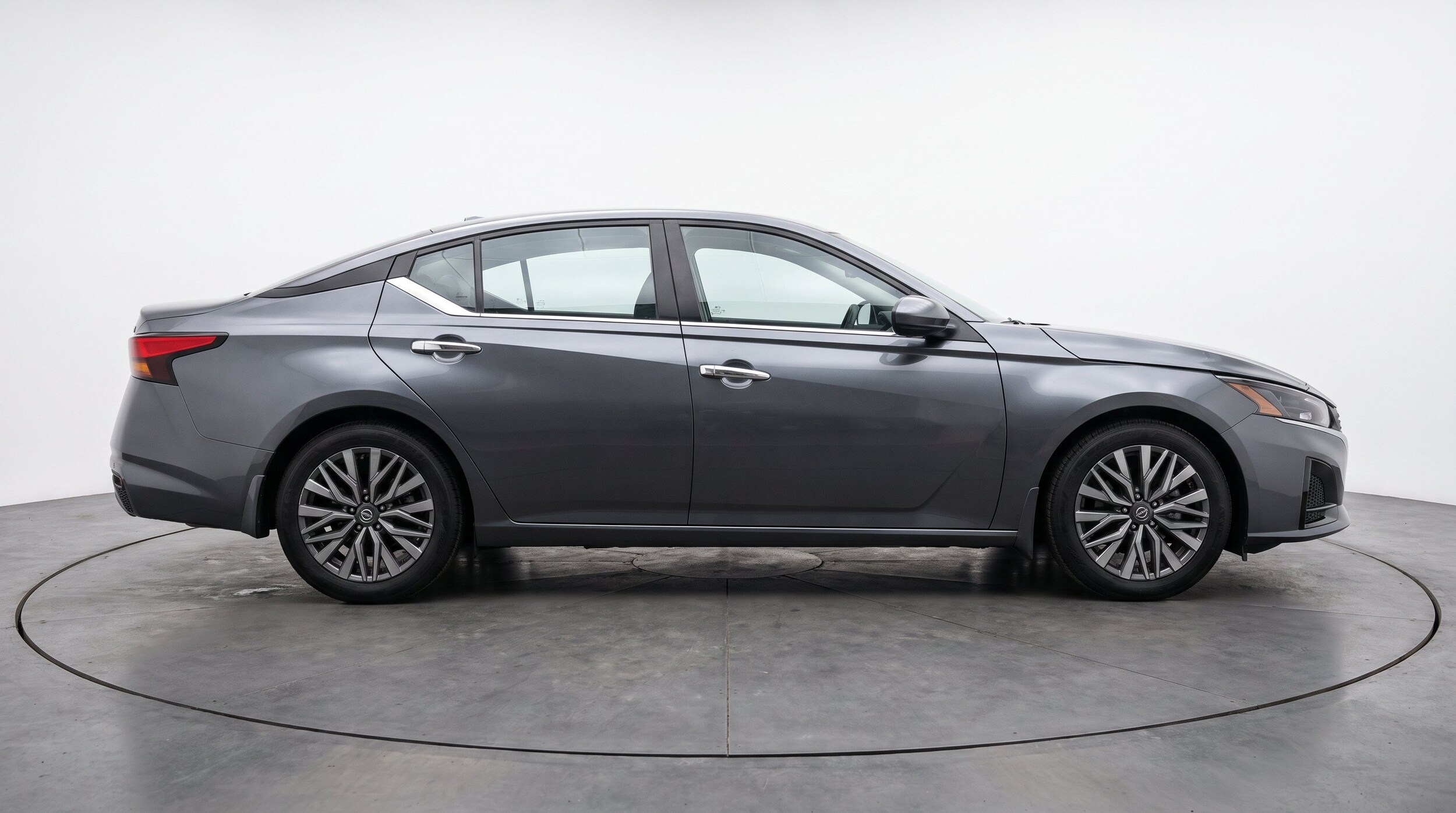 Thumbnail: 2025 Nissan Altima - 11