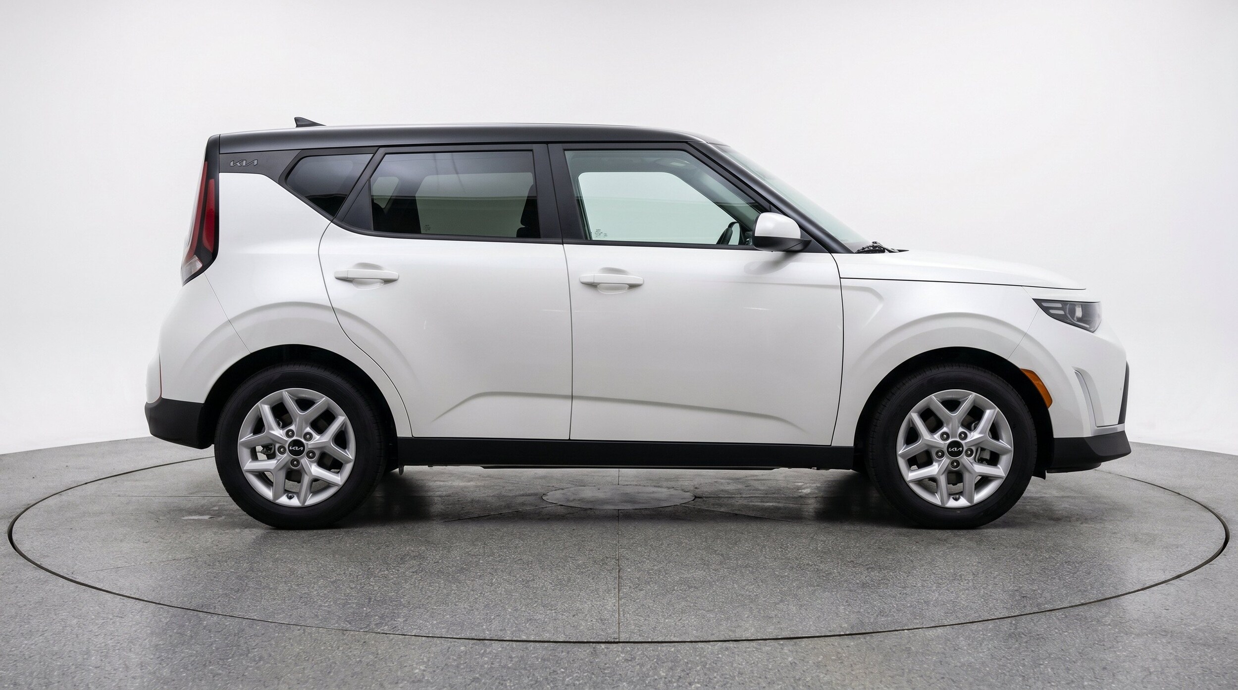 Thumbnail: 2025 Kia Soul - 11