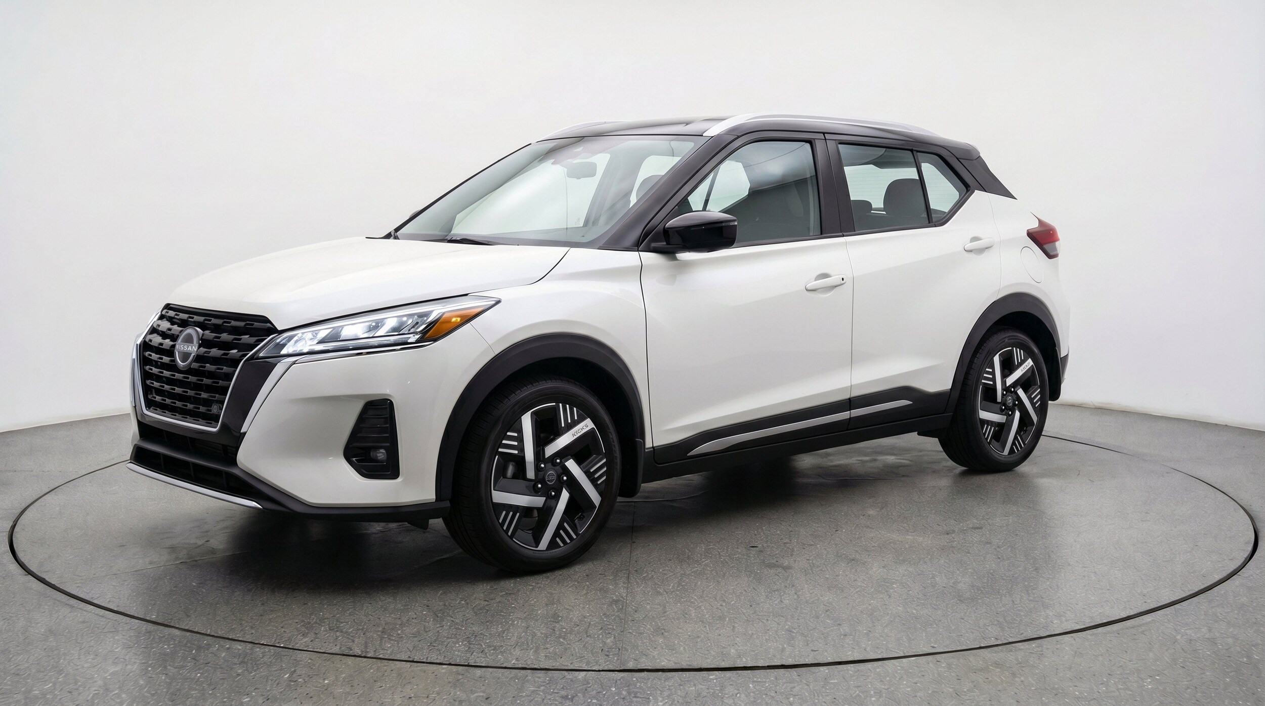 Thumbnail: 2026 Nissan Kicks - 3