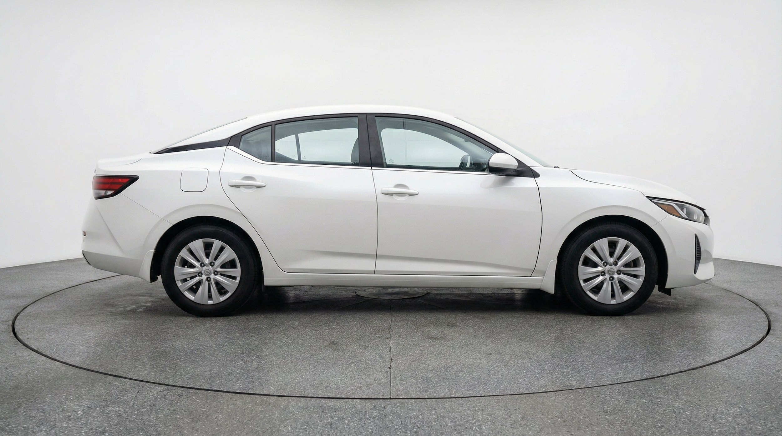 Thumbnail: 2025 Nissan Sentra - 11
