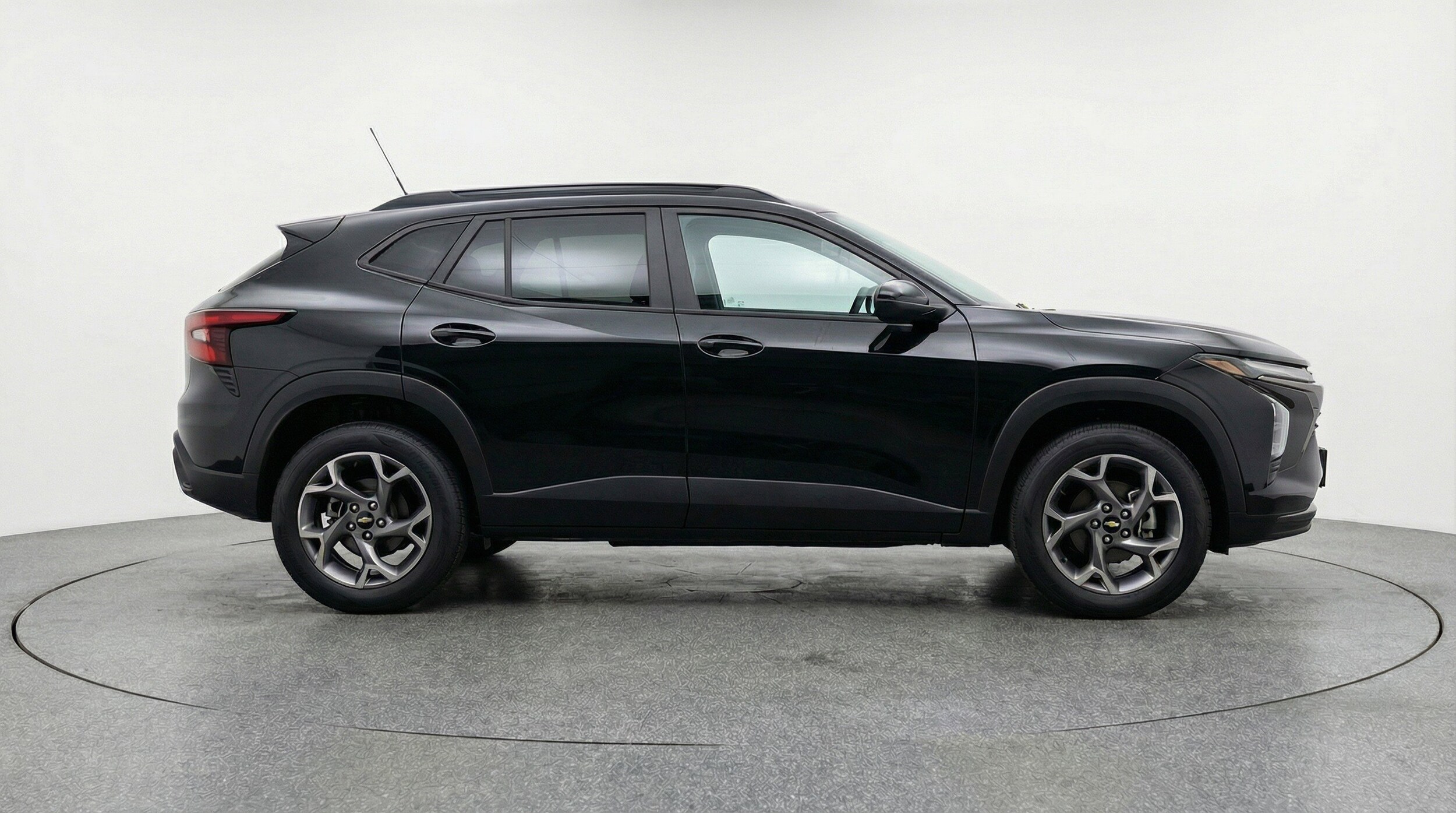 Thumbnail: 2025 Chevrolet Trax - 11