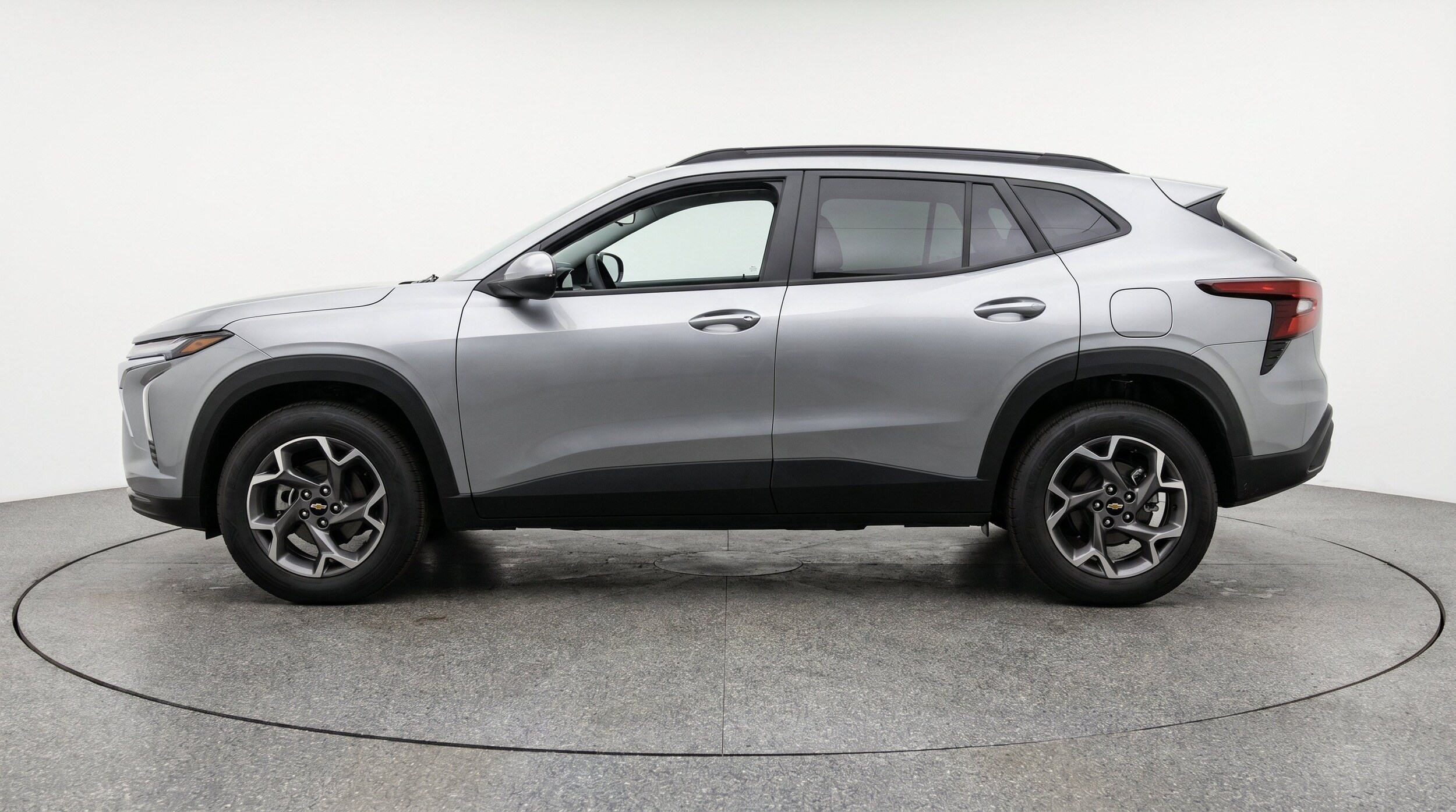 Thumbnail: 2025 Chevrolet Trax - 5