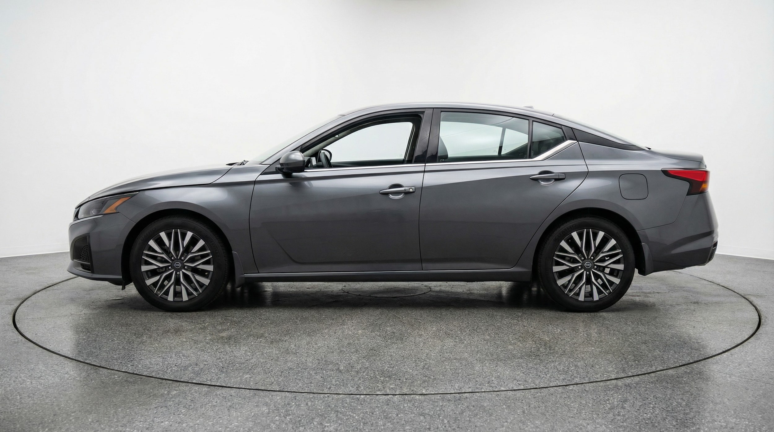 Thumbnail: 2025 Nissan Altima - 4