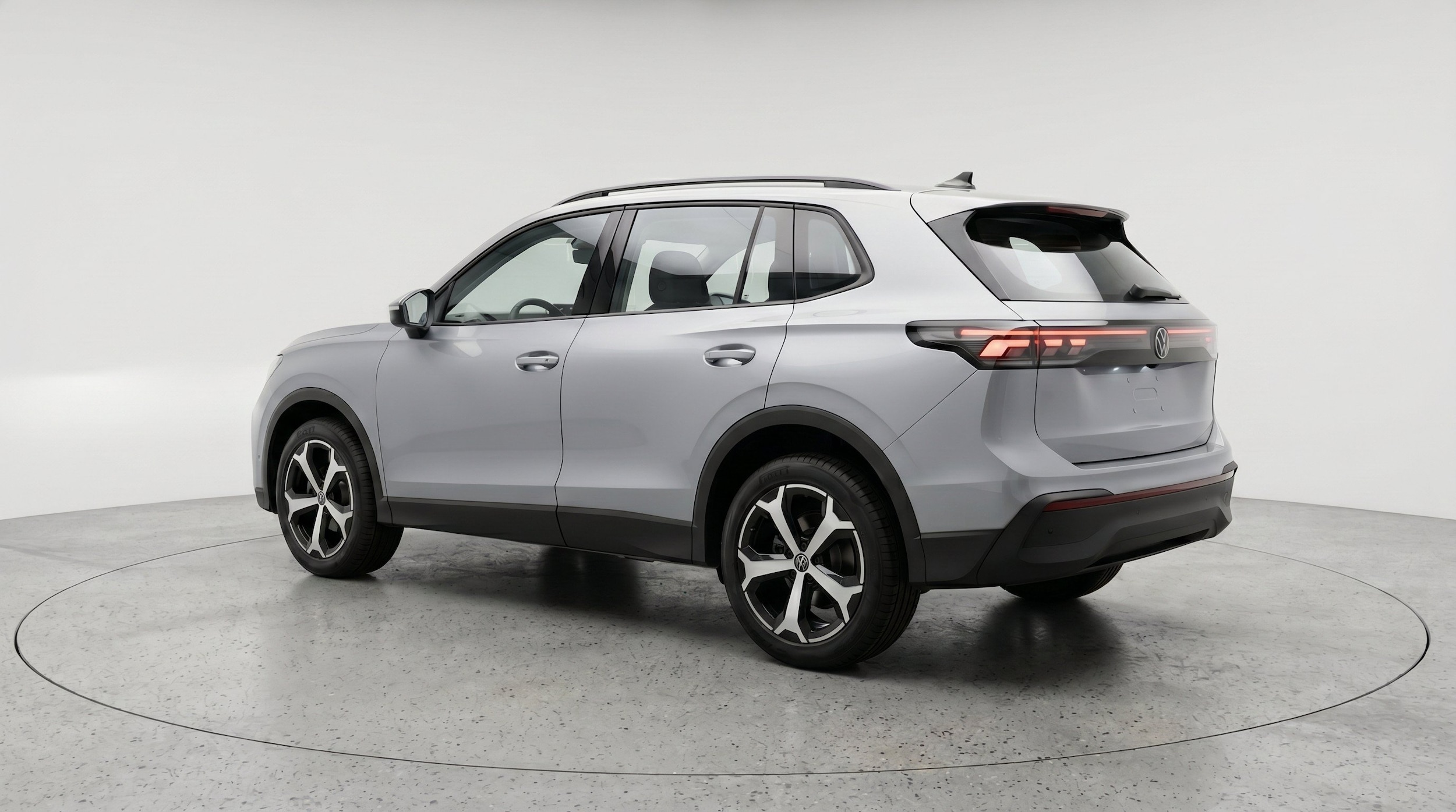Thumbnail: 2026 Volkswagen Tiguan - 6