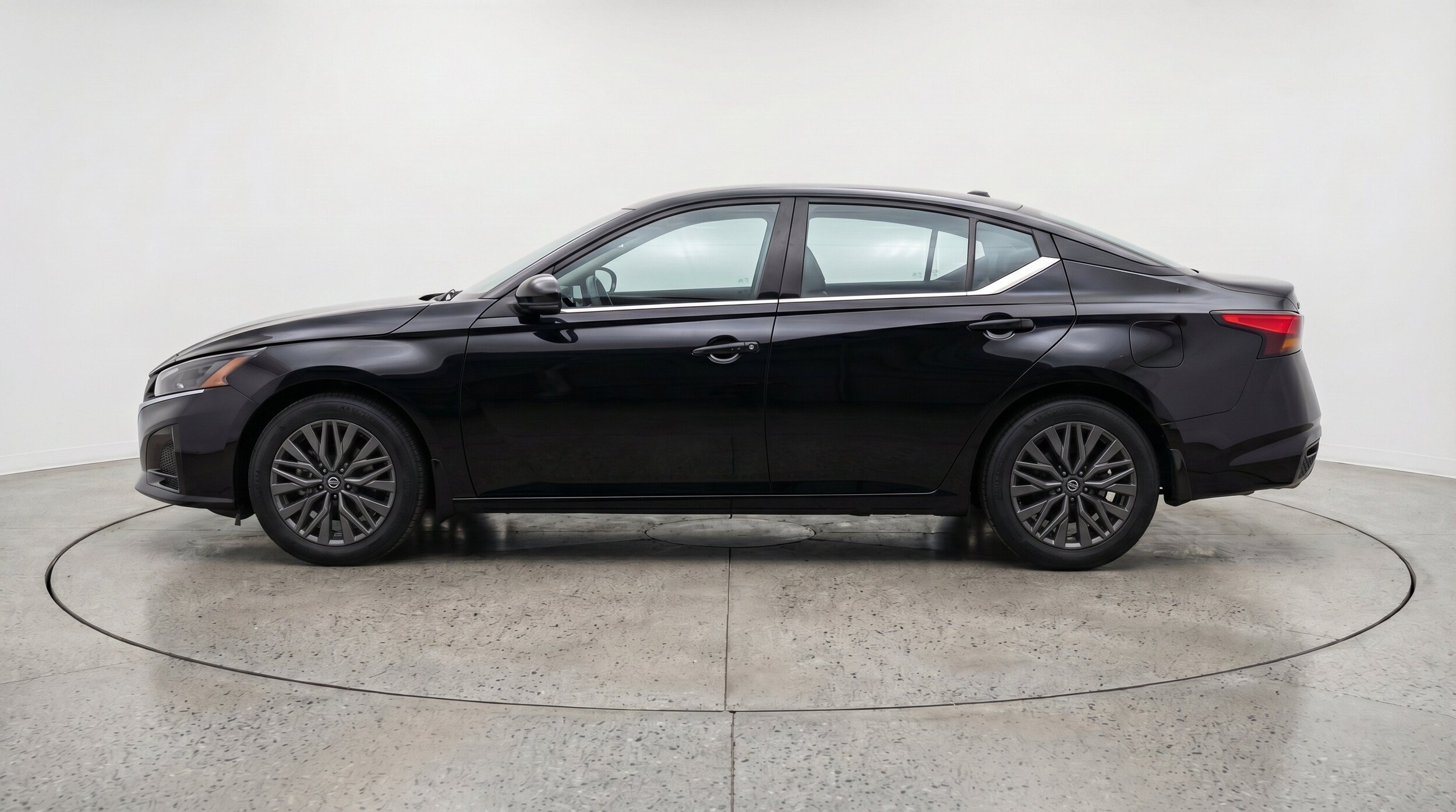 Thumbnail: 2026 Nissan Altima - 5
