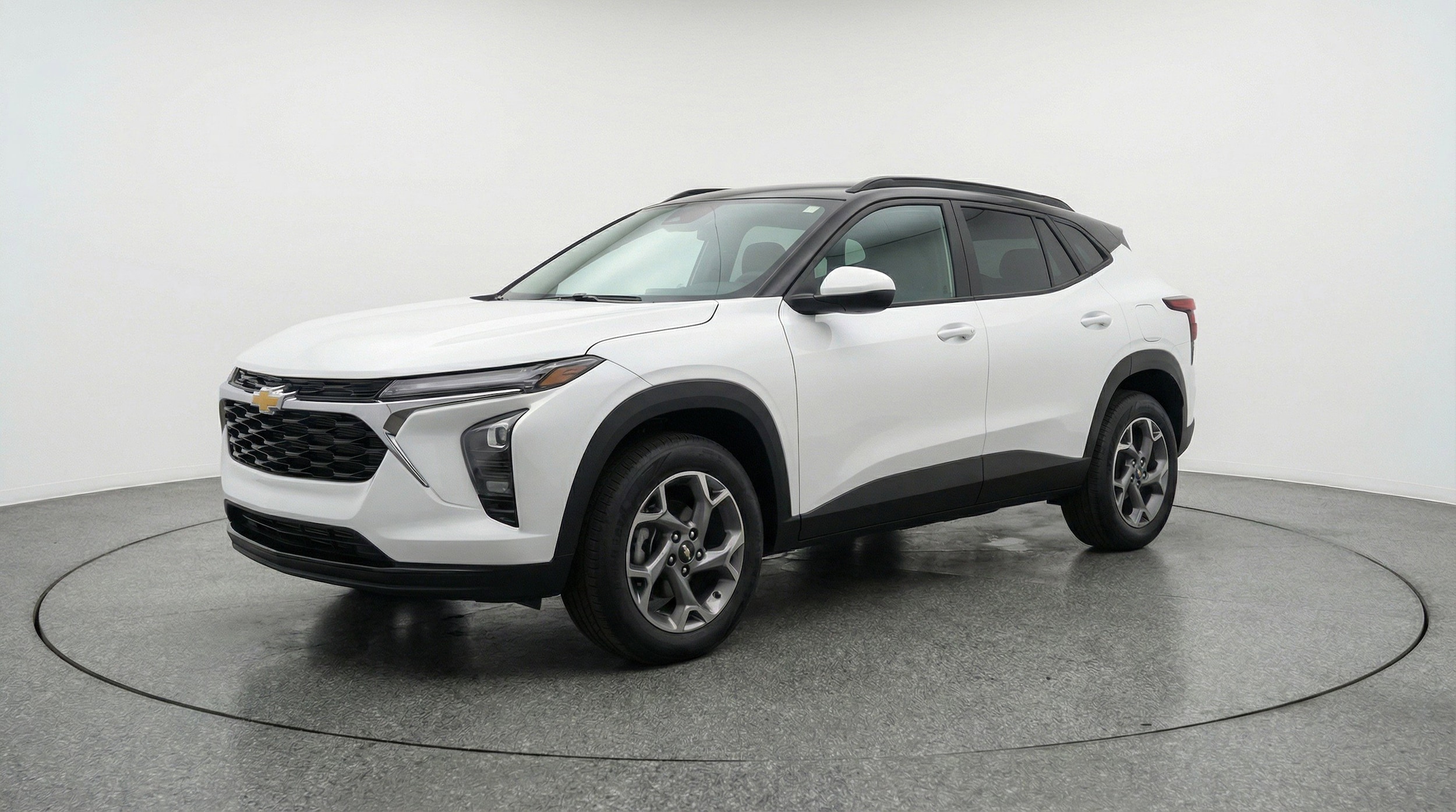 Thumbnail: 2025 Chevrolet Trax - 3