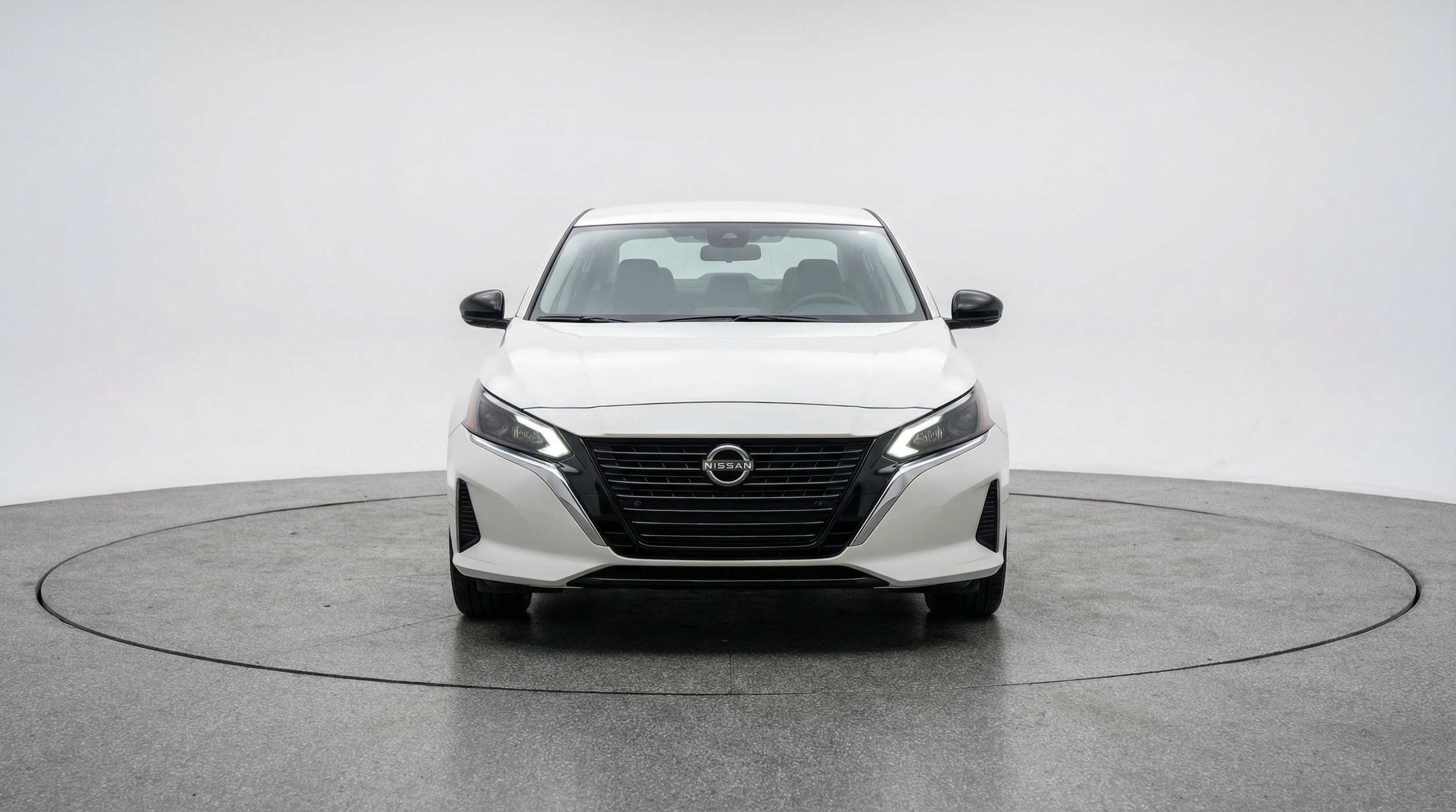 Thumbnail: 2025 Nissan Altima - 2