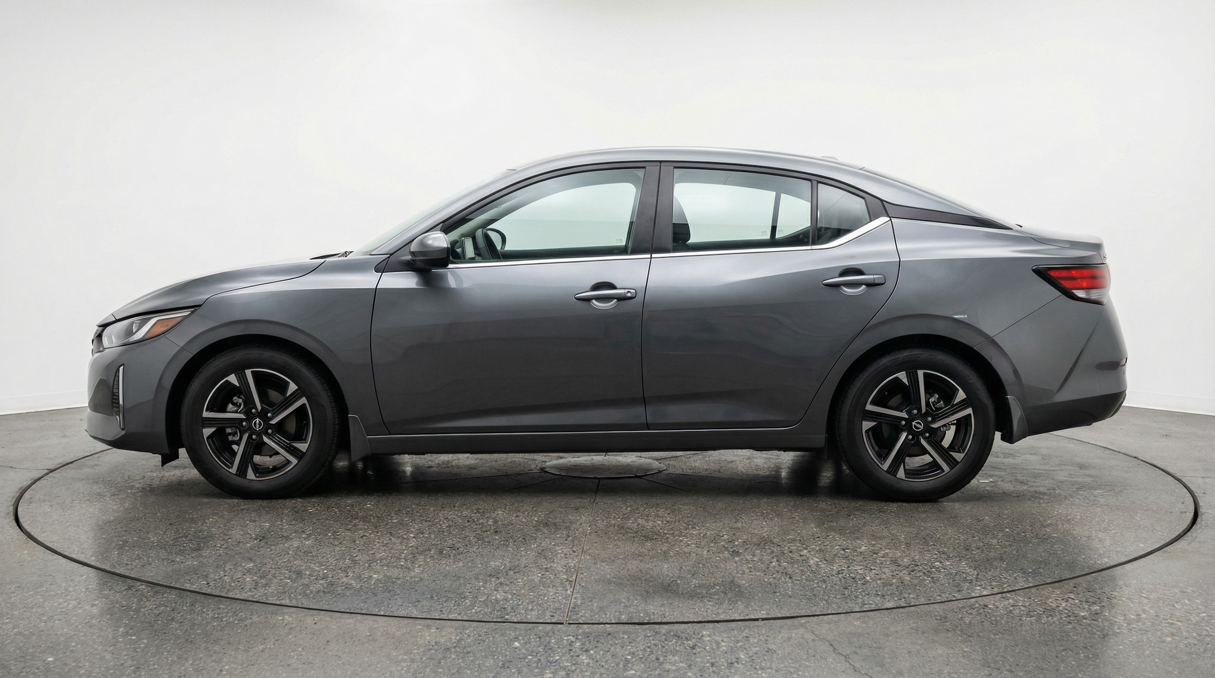 Thumbnail: 2025 Nissan Sentra - 4