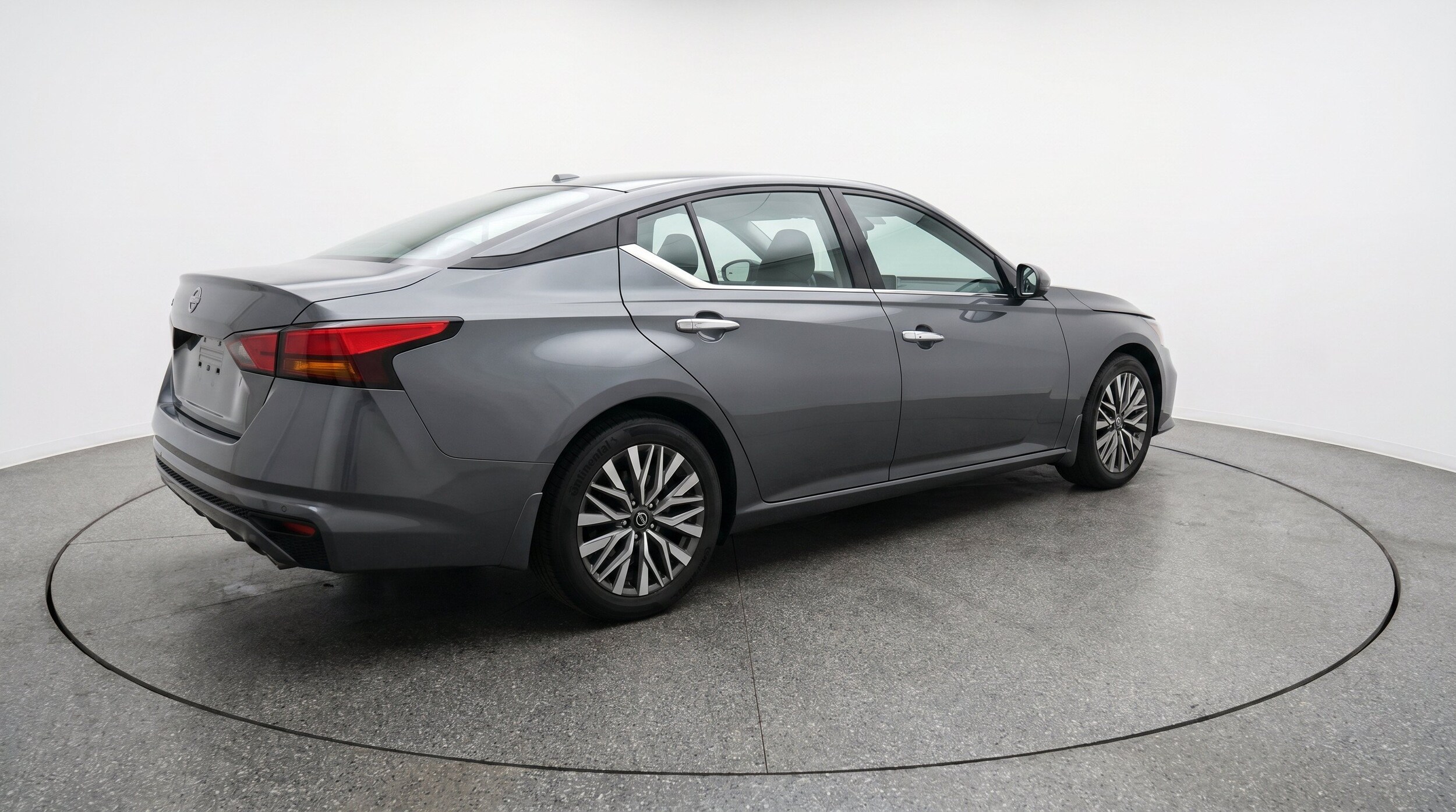 Thumbnail: 2025 Nissan Altima - 9