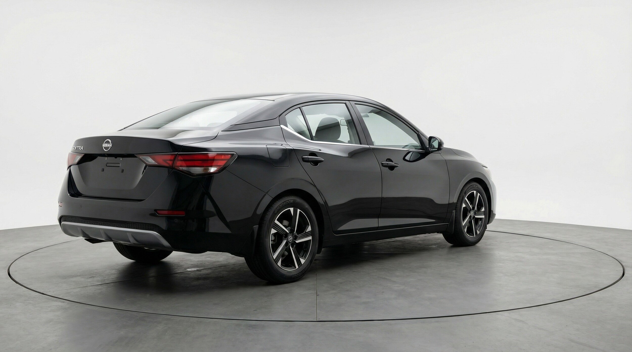 Thumbnail: 2025 Nissan Sentra - 9
