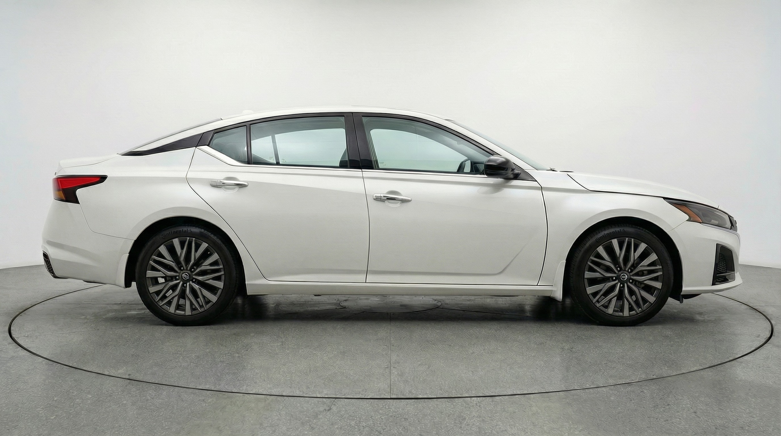 Thumbnail: 2025 Nissan Altima - 8