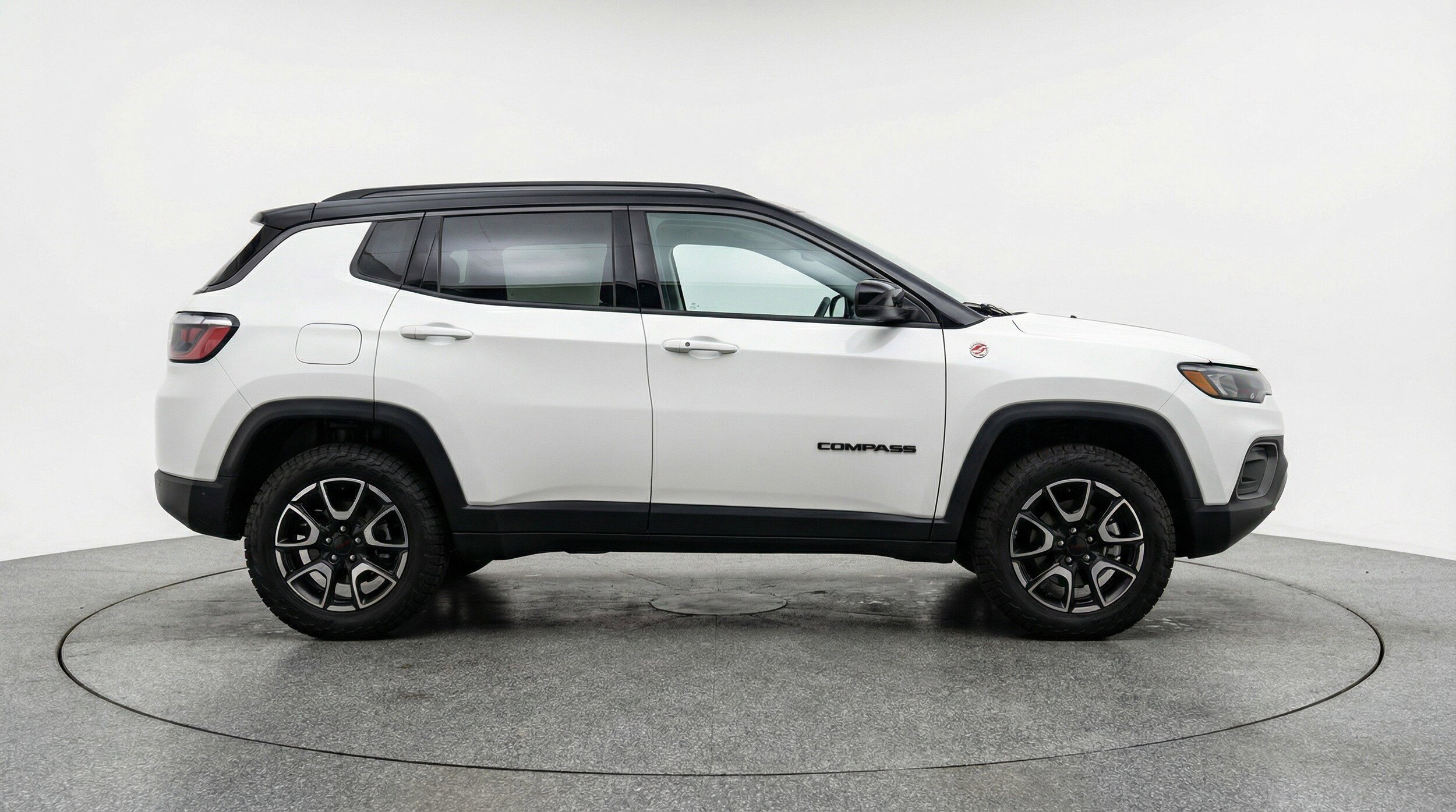 Thumbnail: 2025 Jeep Compass - 11