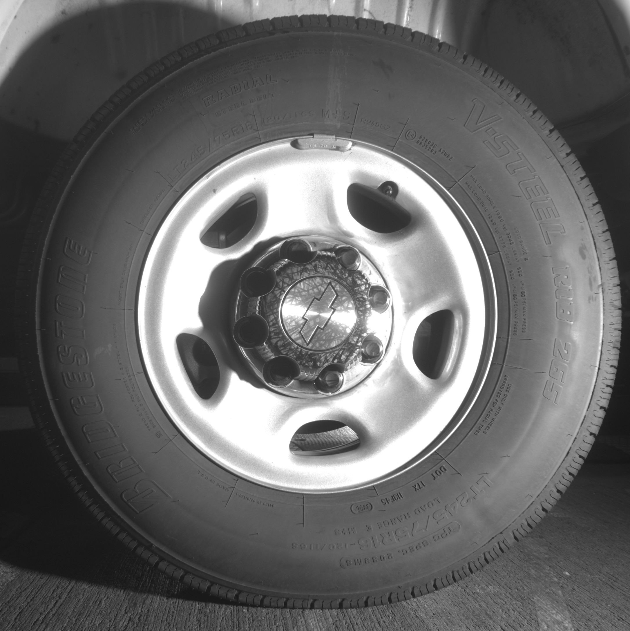 Thumbnail: 2025 Chevrolet Express - 14