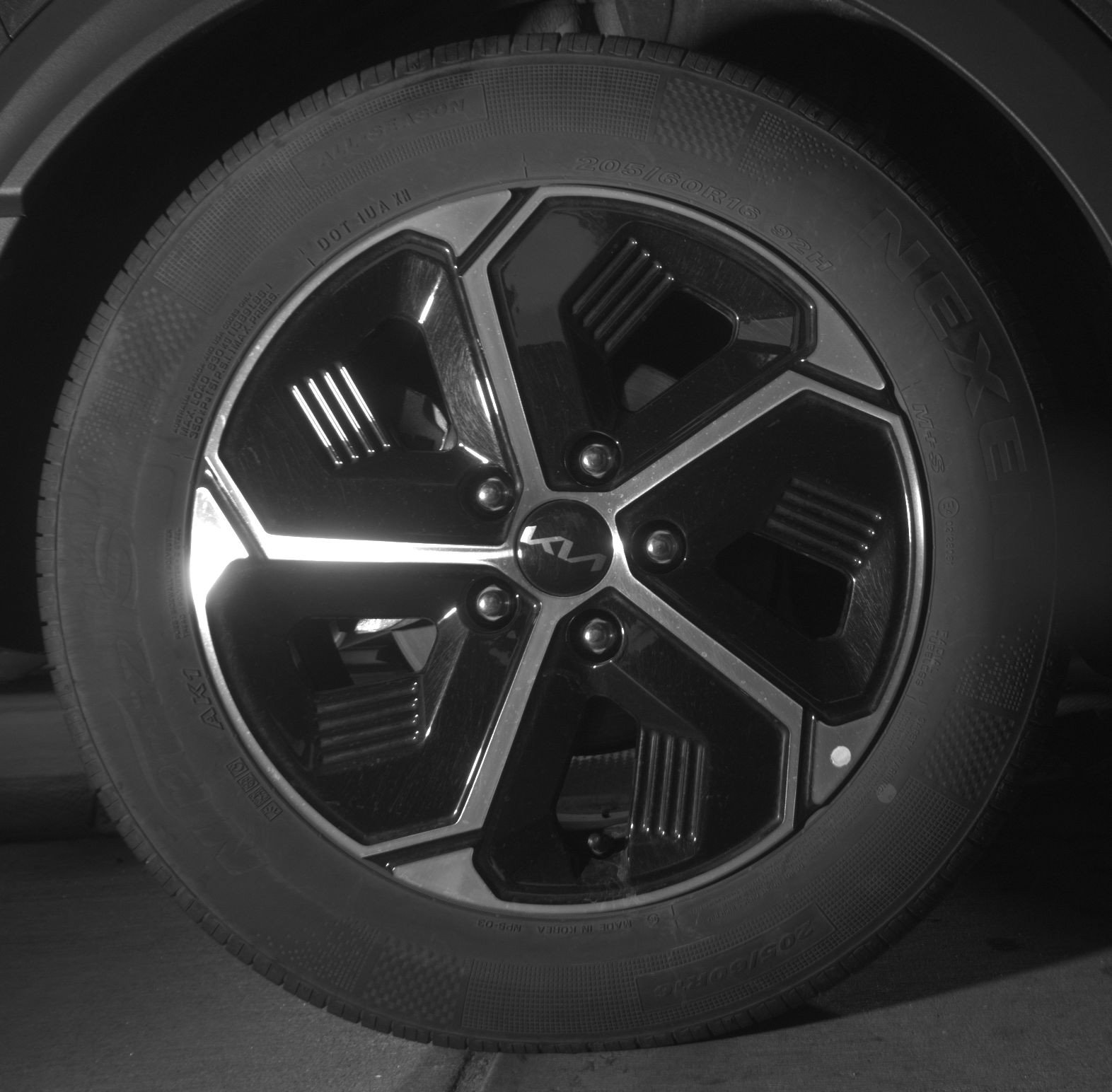 Thumbnail: 2026 Kia Niro - 13