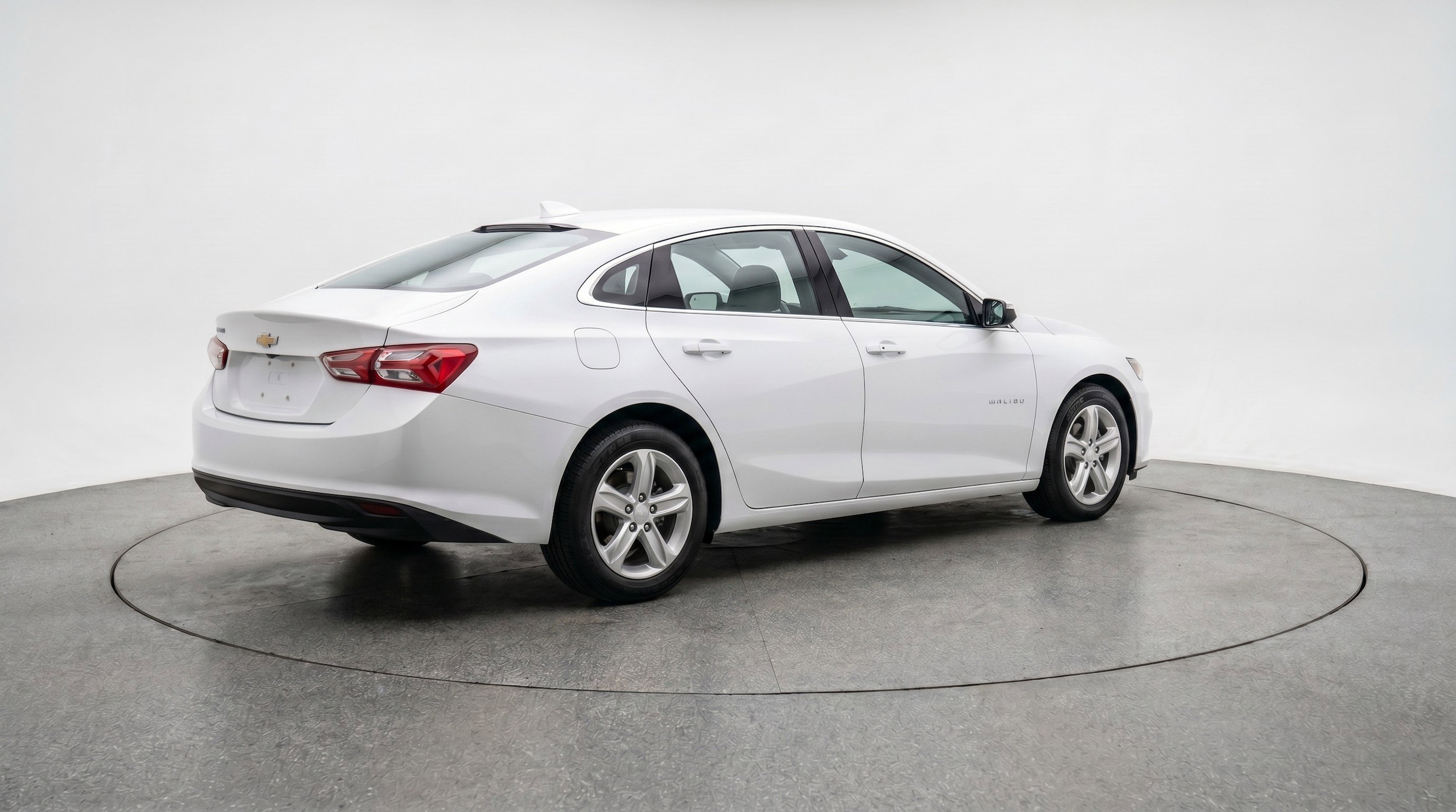 Thumbnail: 2023 Chevrolet Malibu - 9