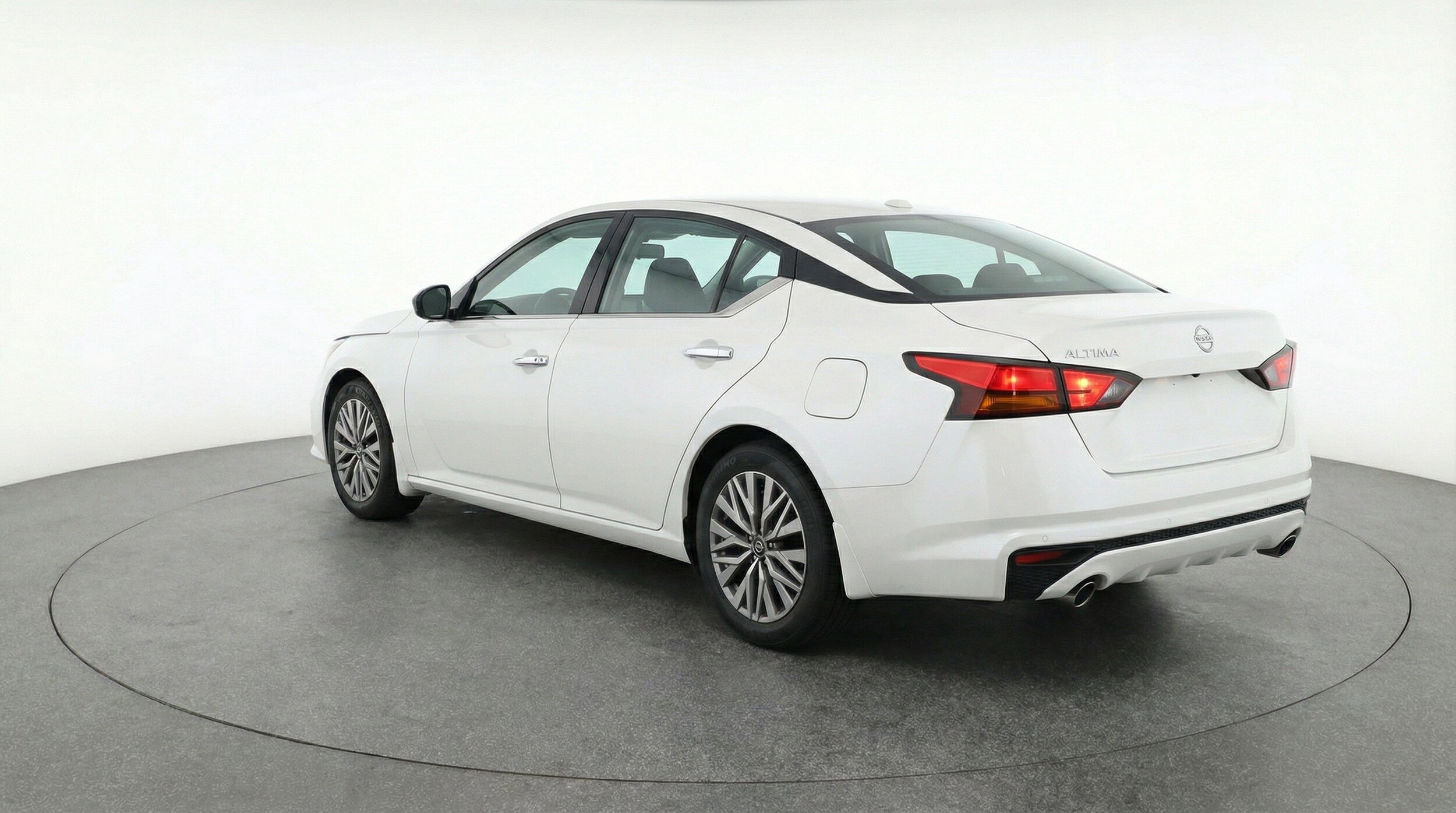 Thumbnail: 2025 Nissan Altima - 6