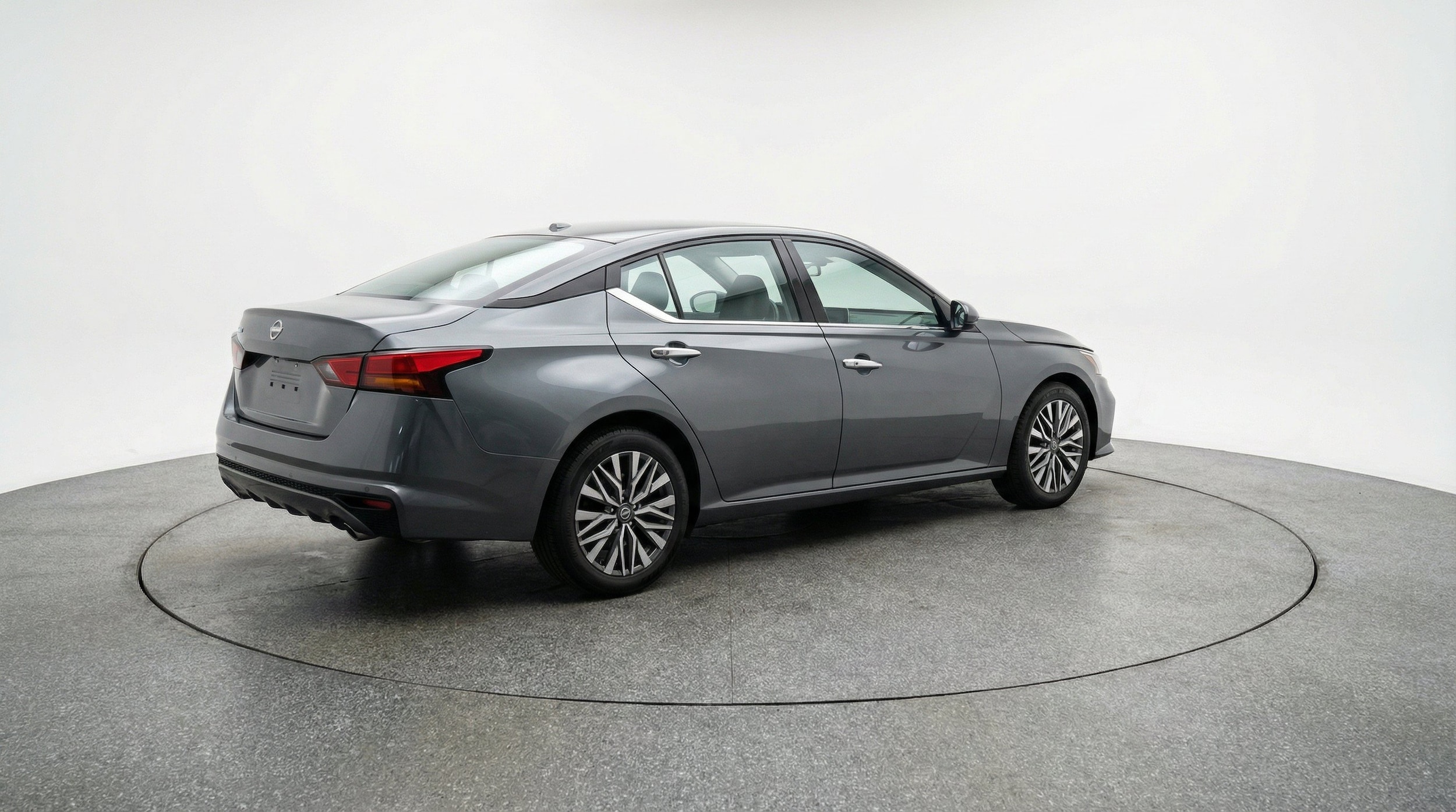 Thumbnail: 2025 Nissan Altima - 9