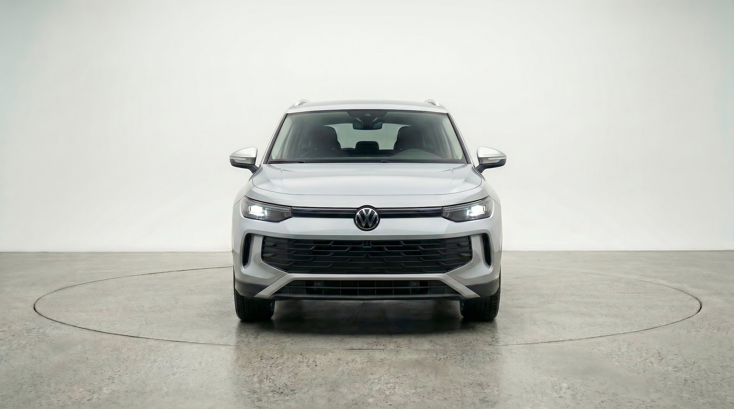 Thumbnail: 2026 Volkswagen Tiguan - 2