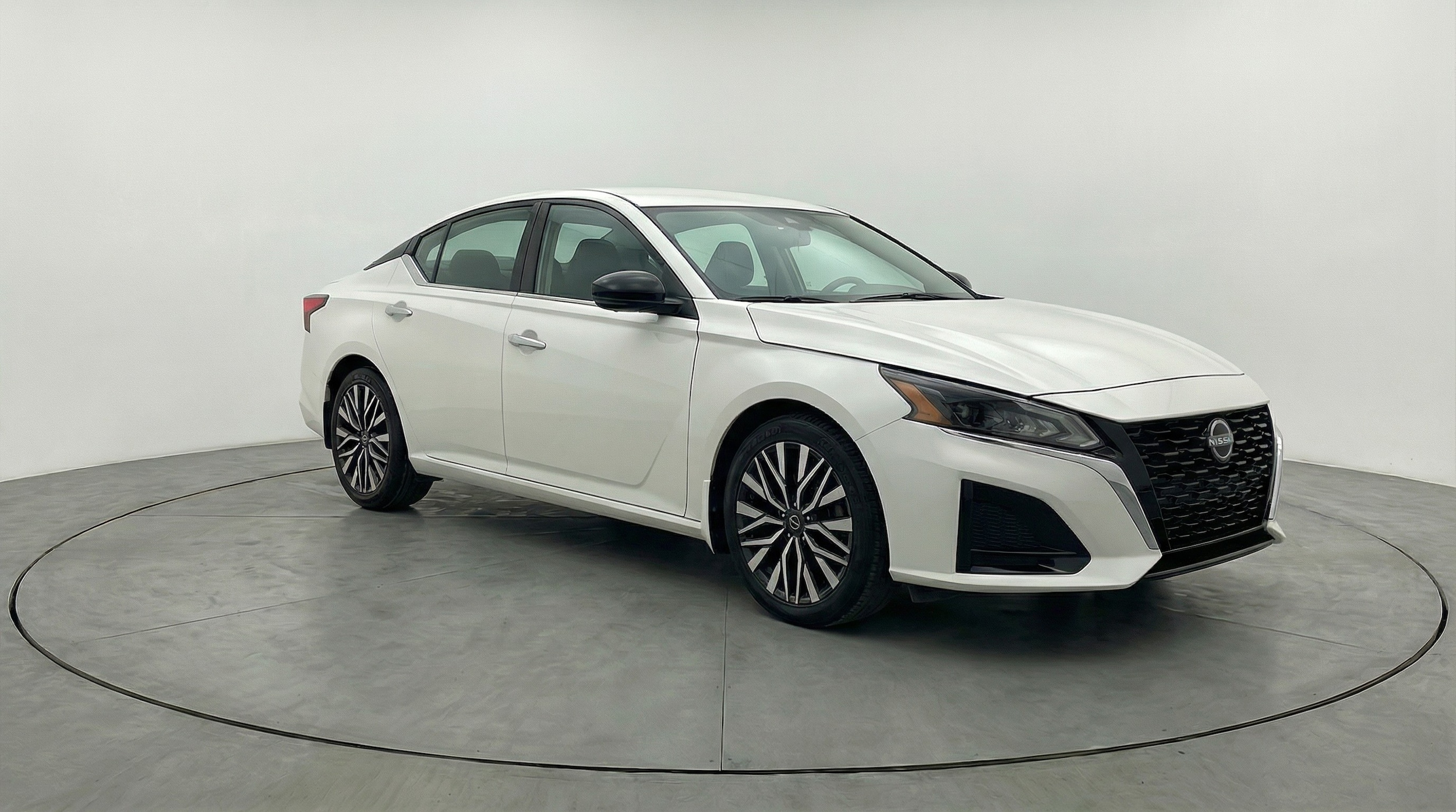 Thumbnail: 2025 Nissan Altima - 1