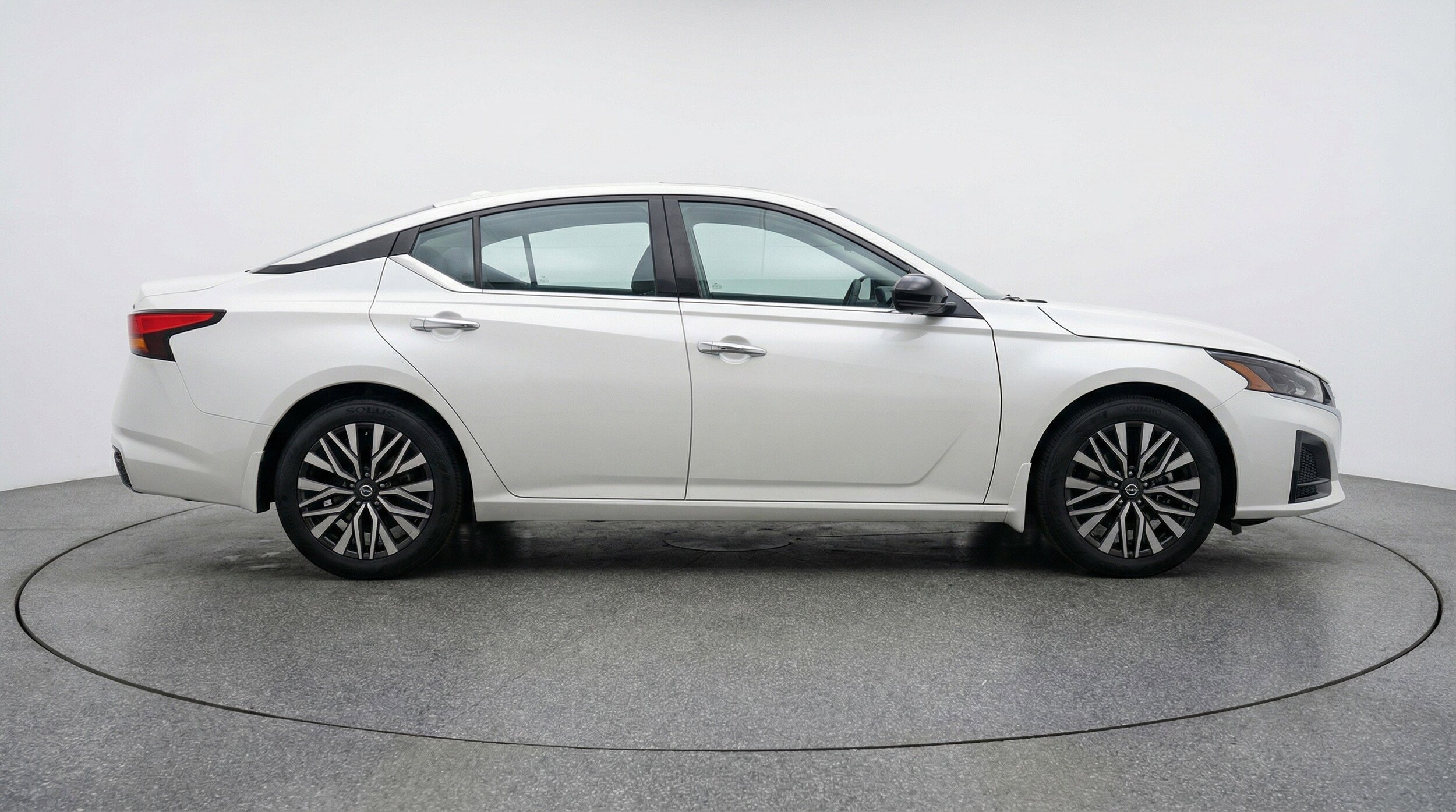 Thumbnail: 2025 Nissan Altima - 11