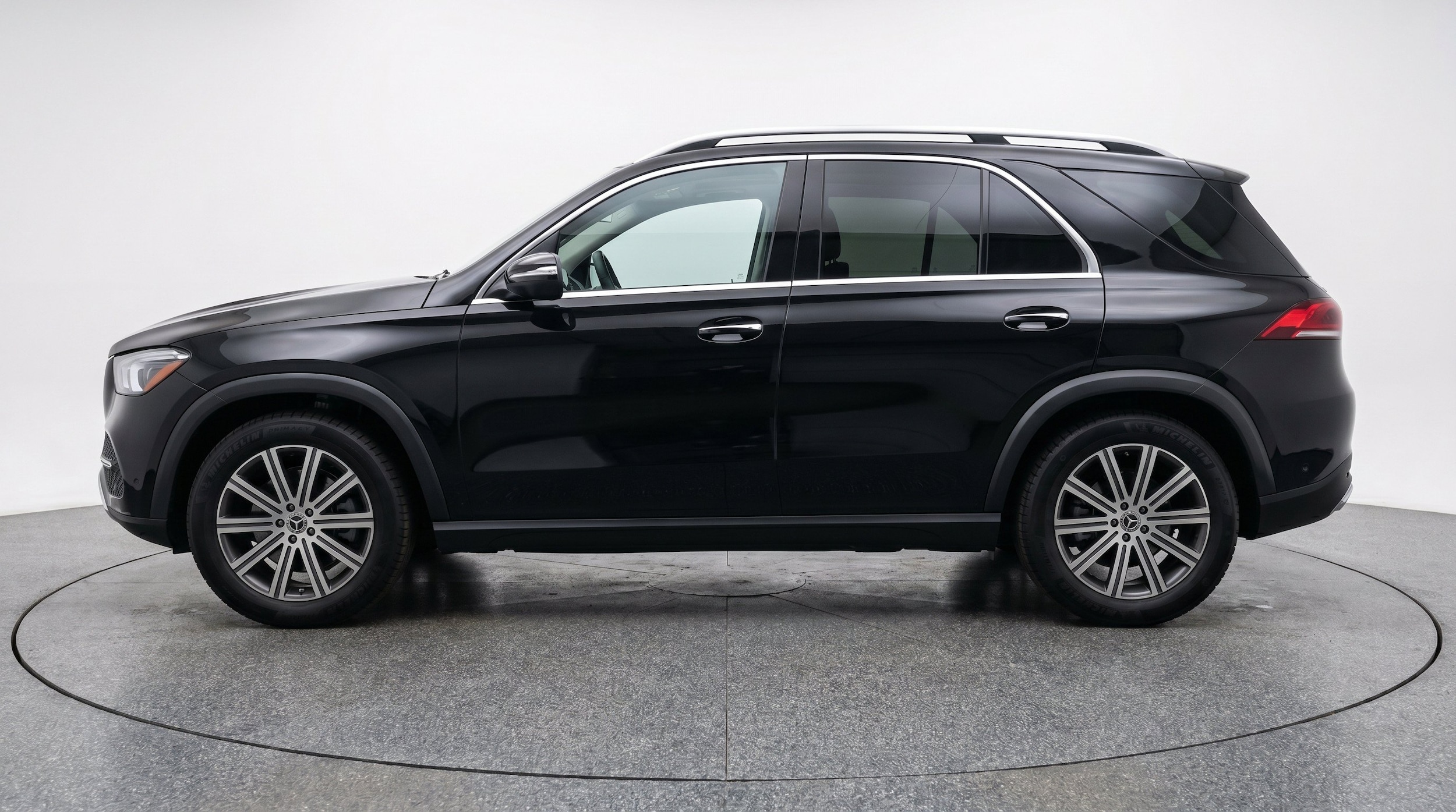 Thumbnail: 2026 Mercedes-Benz GLE - 5