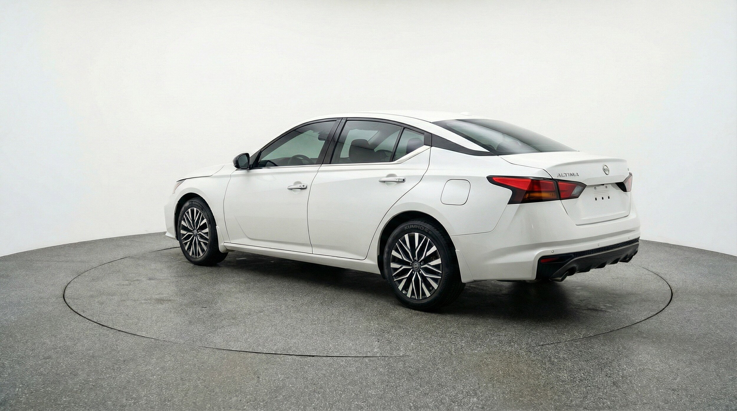Thumbnail: 2025 Nissan Altima - 6