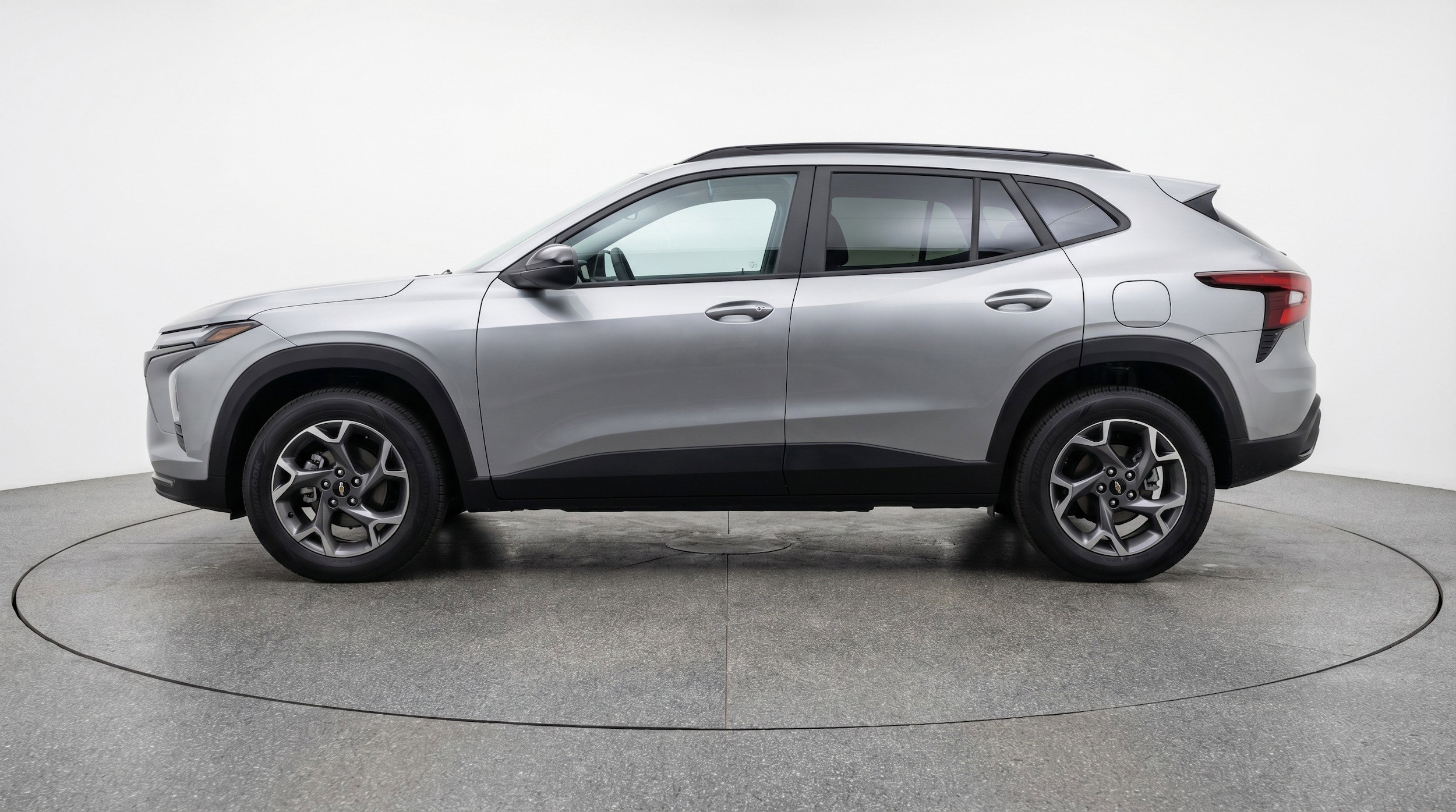 Thumbnail: 2025 Chevrolet Trax - 5