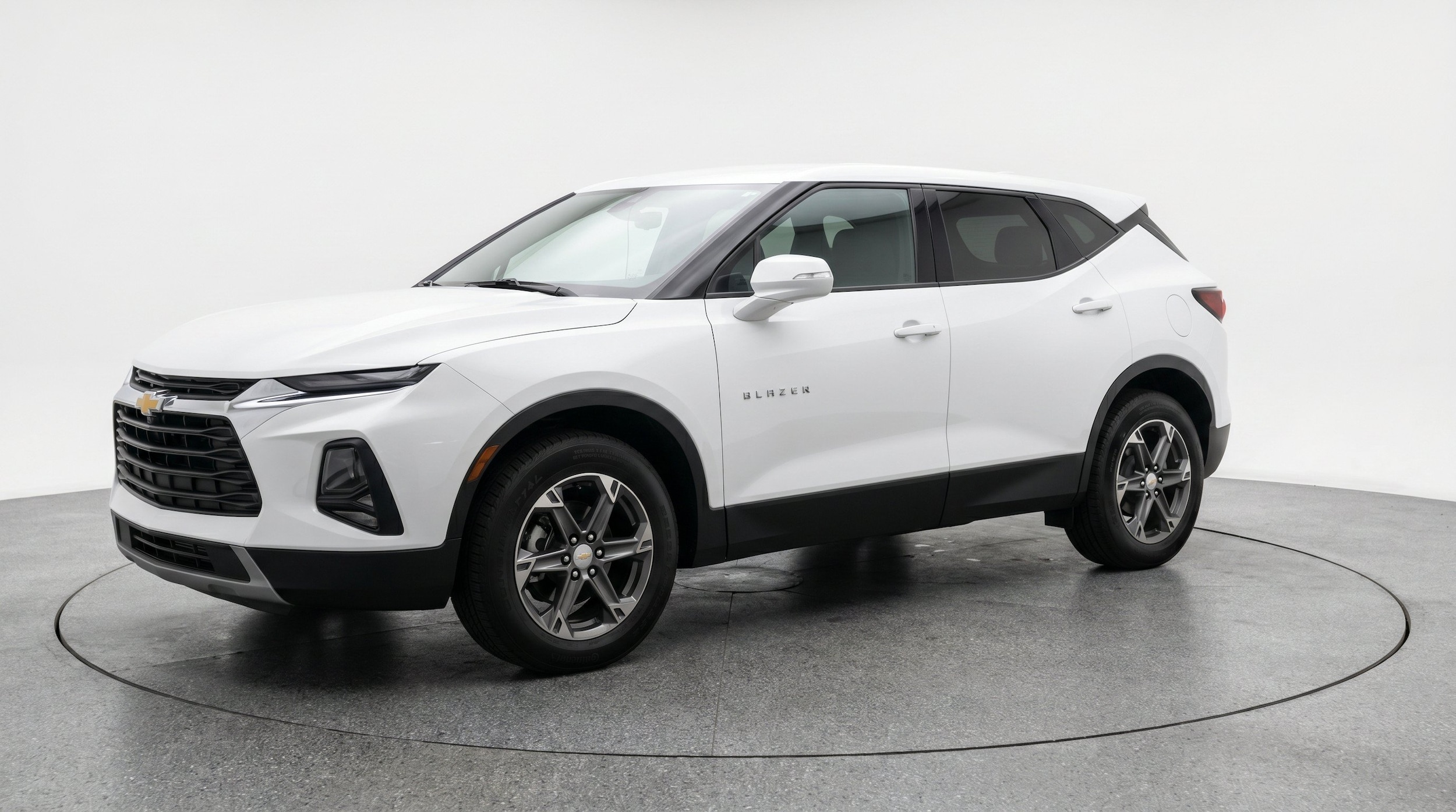 Thumbnail: 2026 Chevrolet Blazer - 3