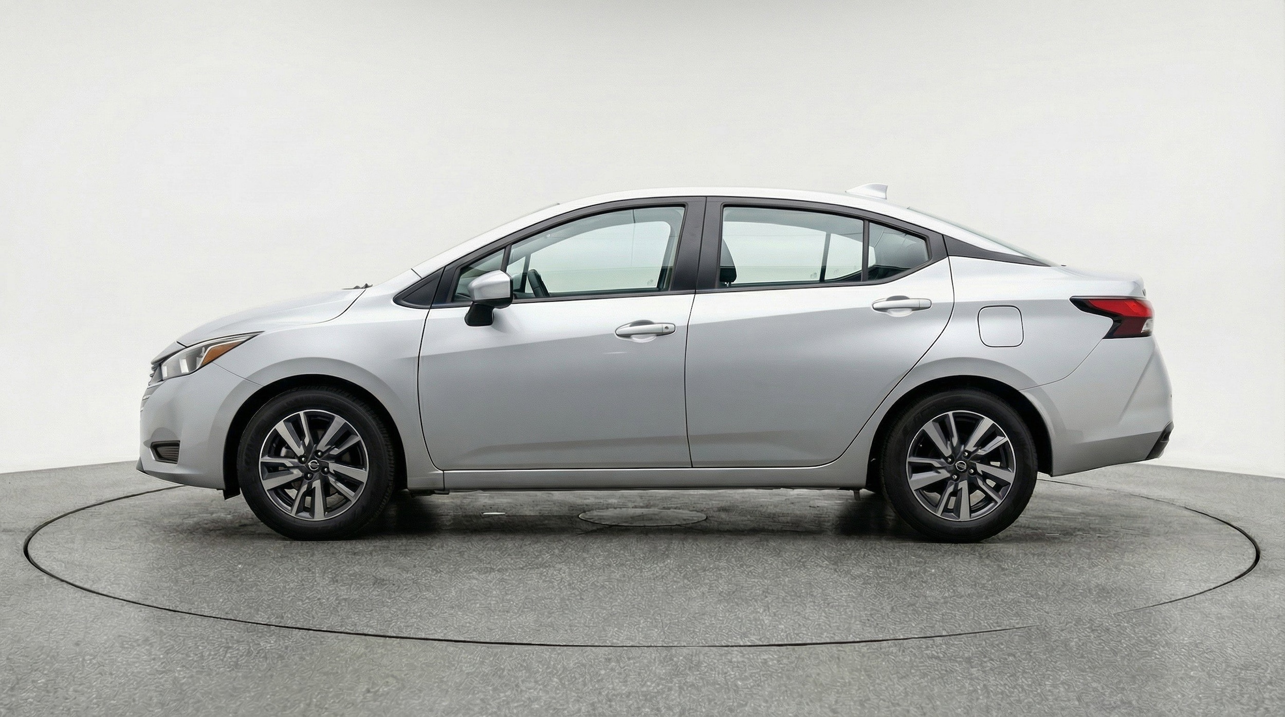 Thumbnail: 2025 Nissan Versa - 5