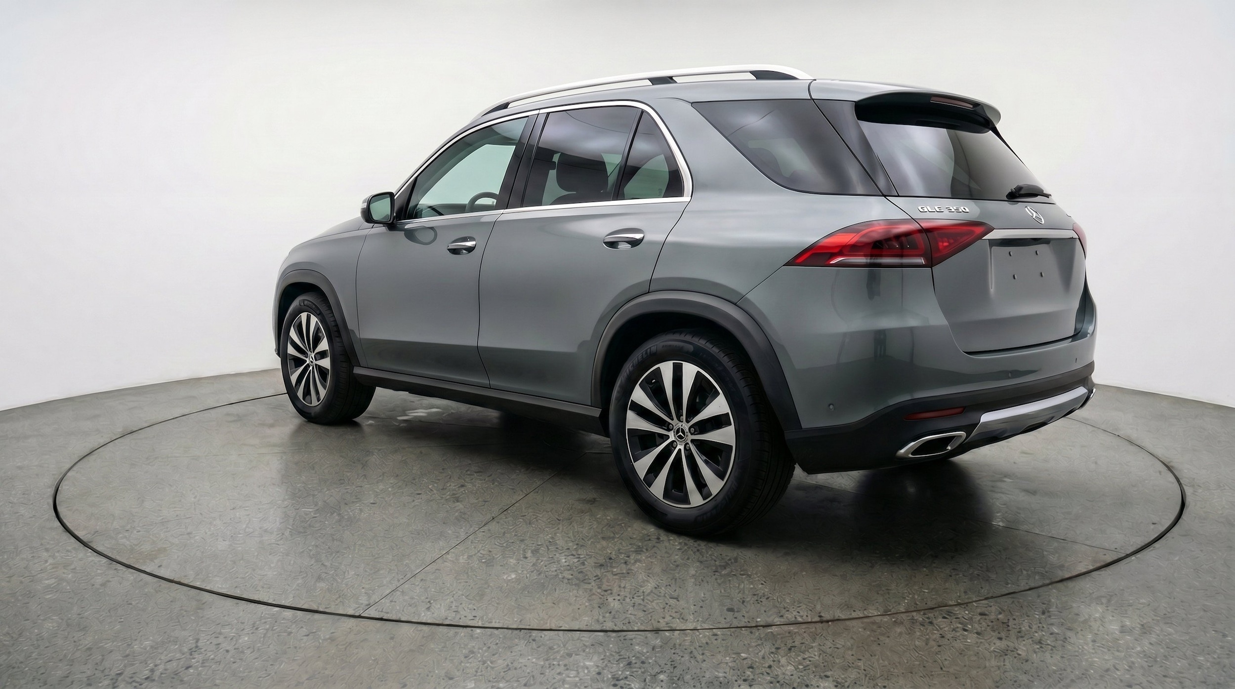 Thumbnail: 2026 Mercedes-Benz GLE - 6