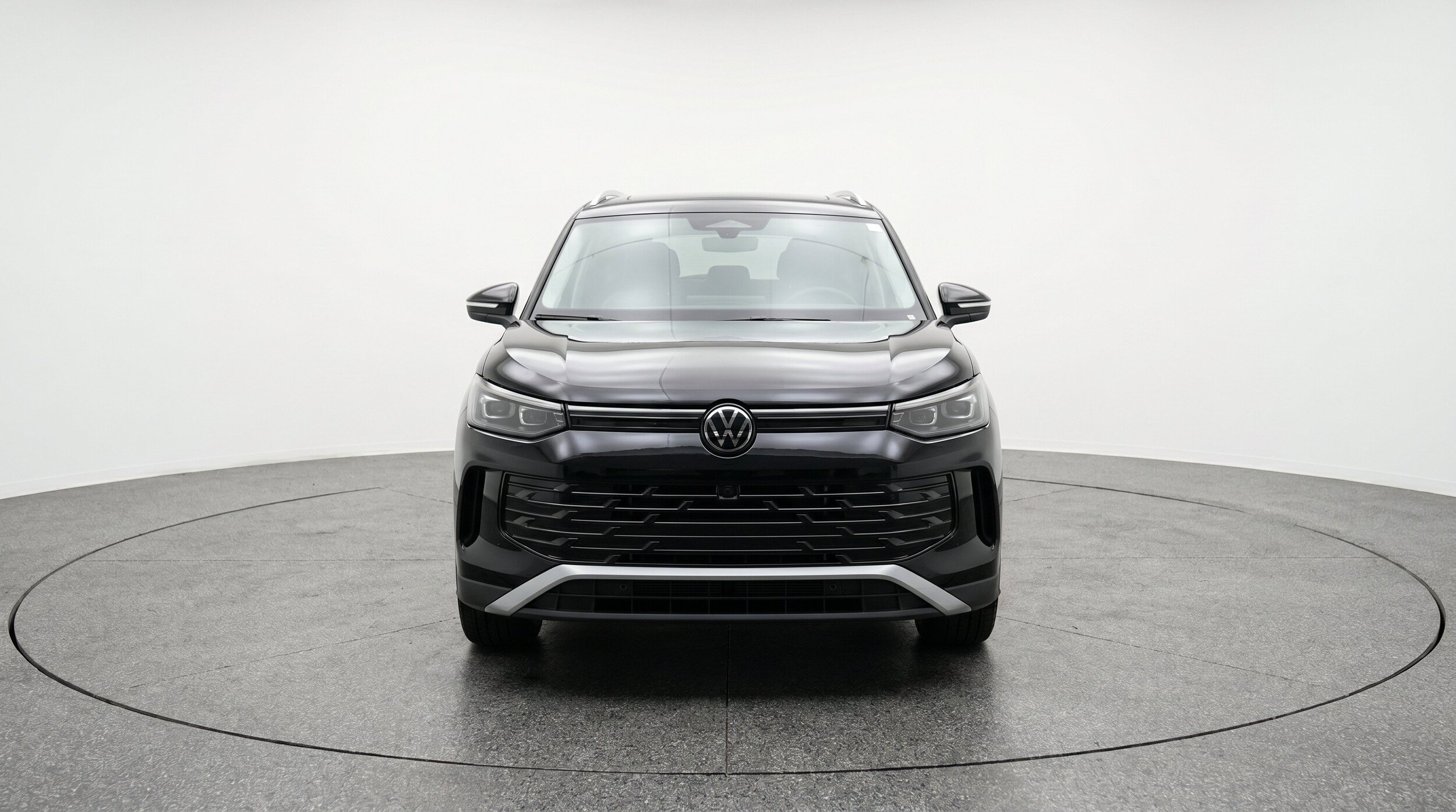 Thumbnail: 2026 Volkswagen Tiguan - 2