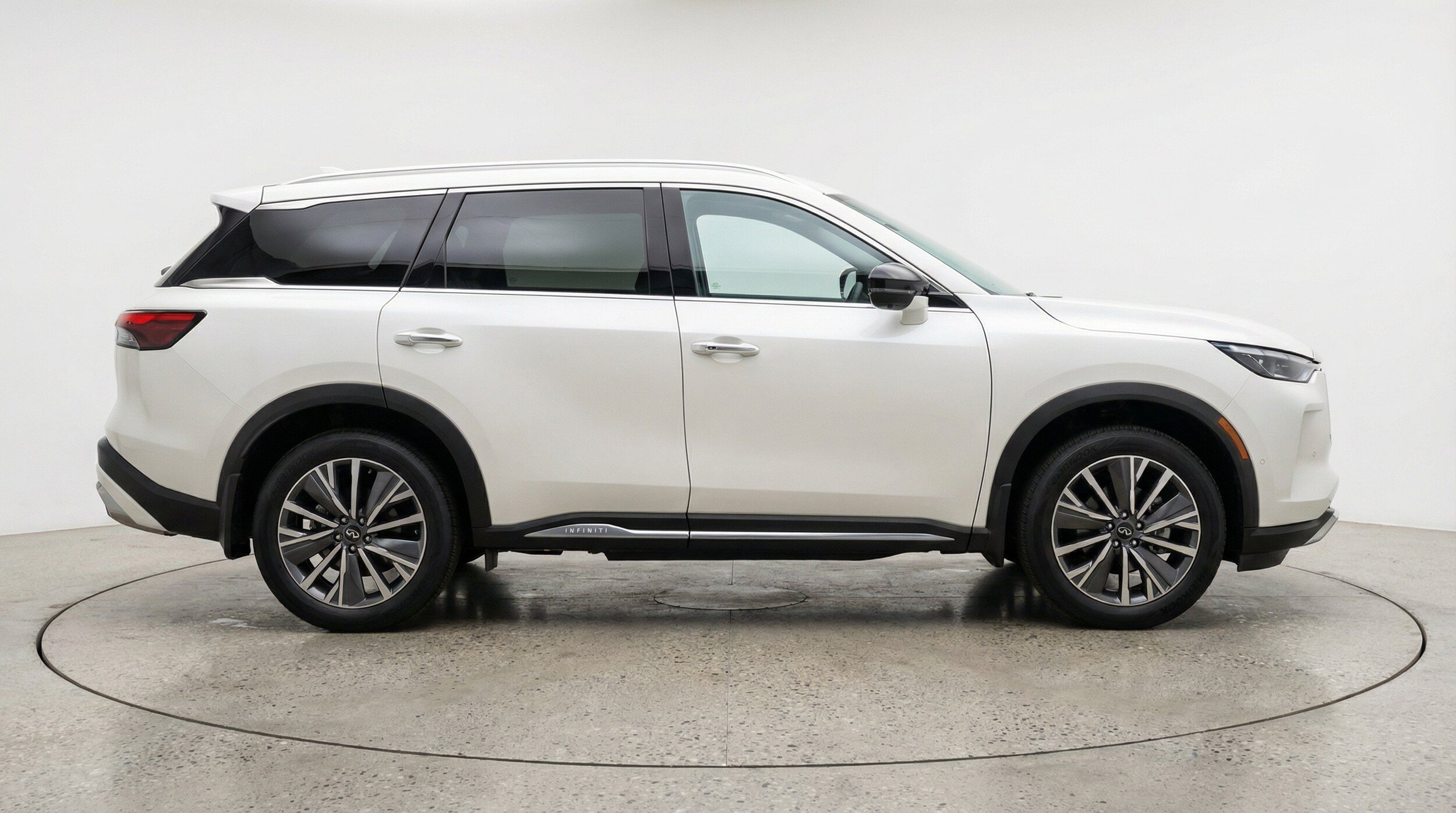 Thumbnail: 2026 INFINITI QX60 - 11