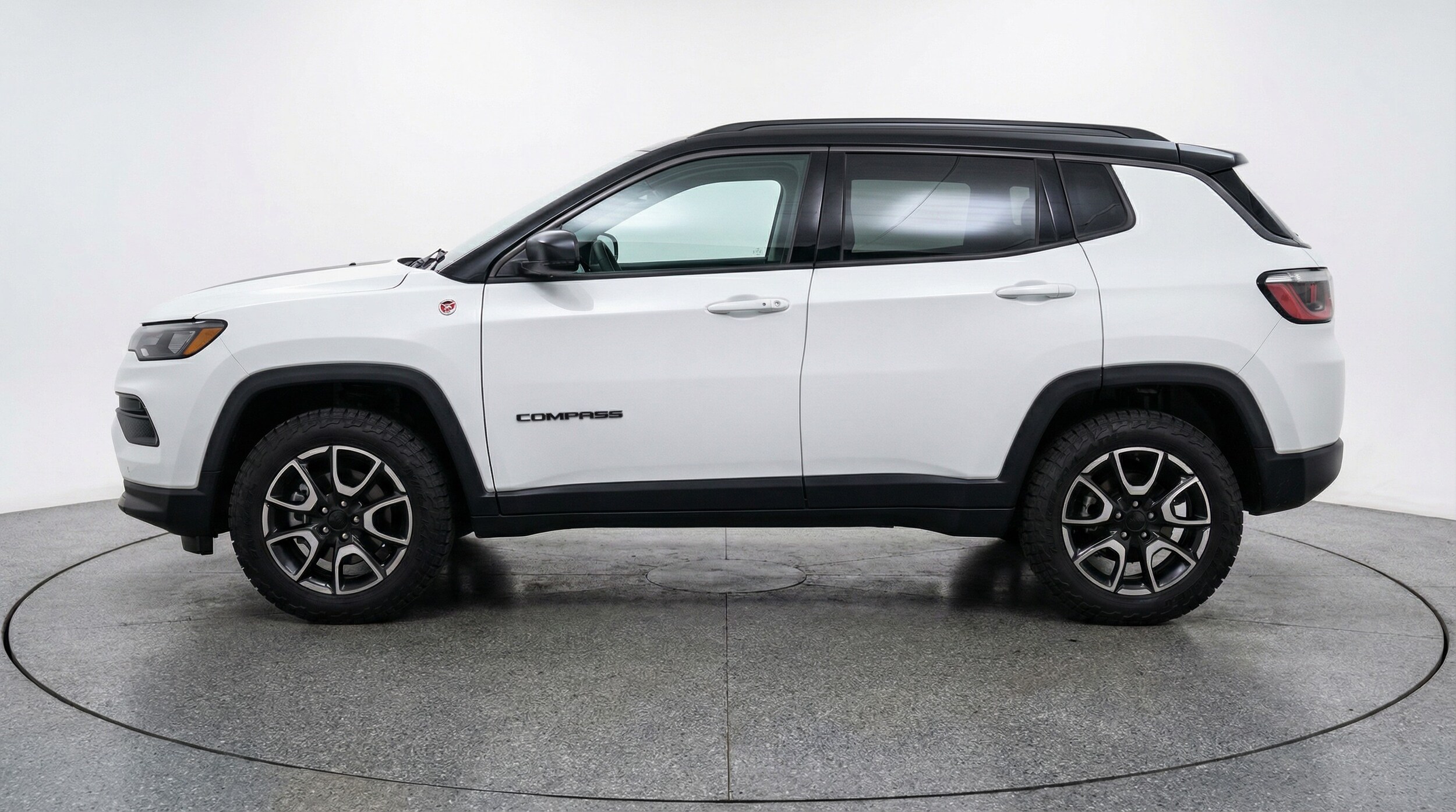 Thumbnail: 2025 Jeep Compass - 4