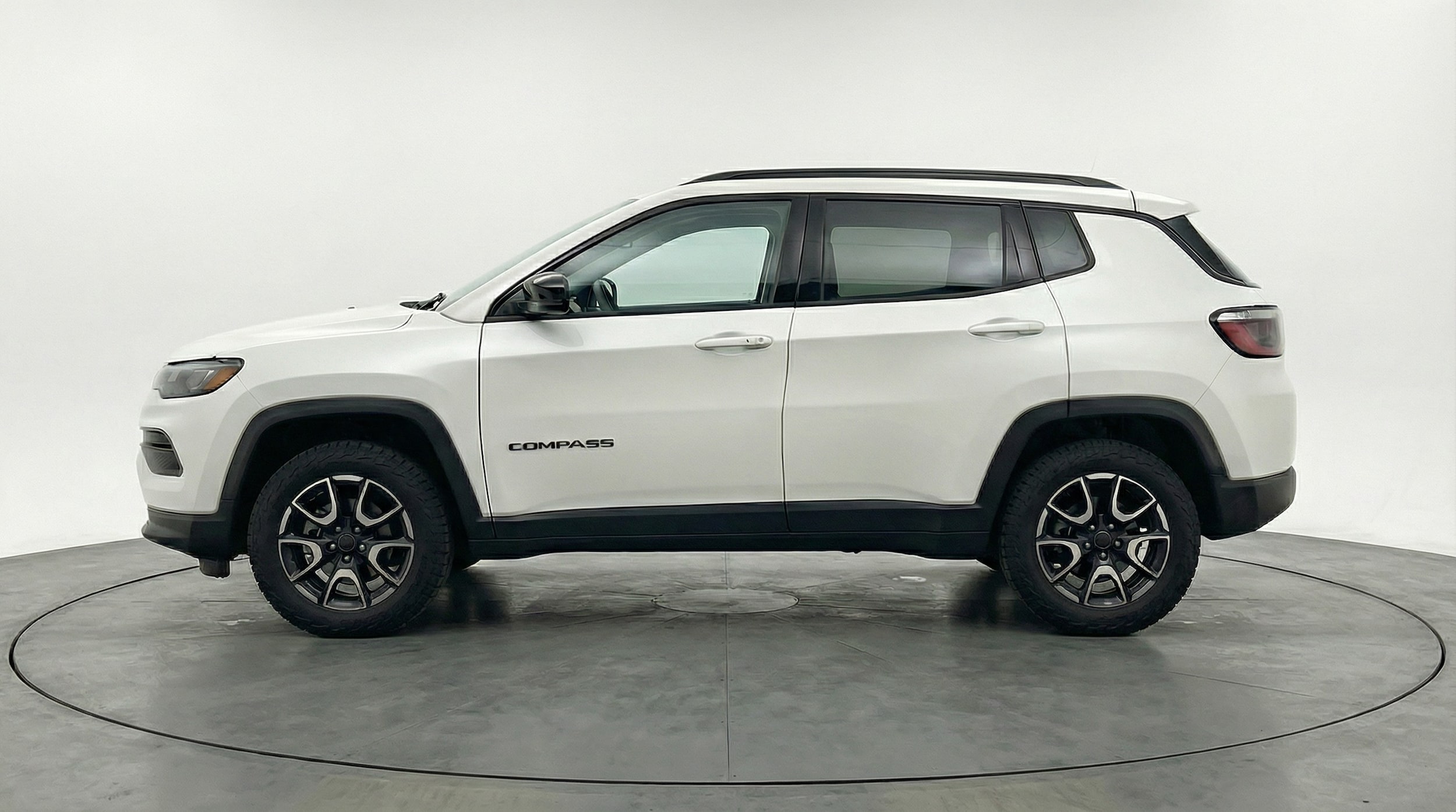 Thumbnail: 2025 Jeep Compass - 4