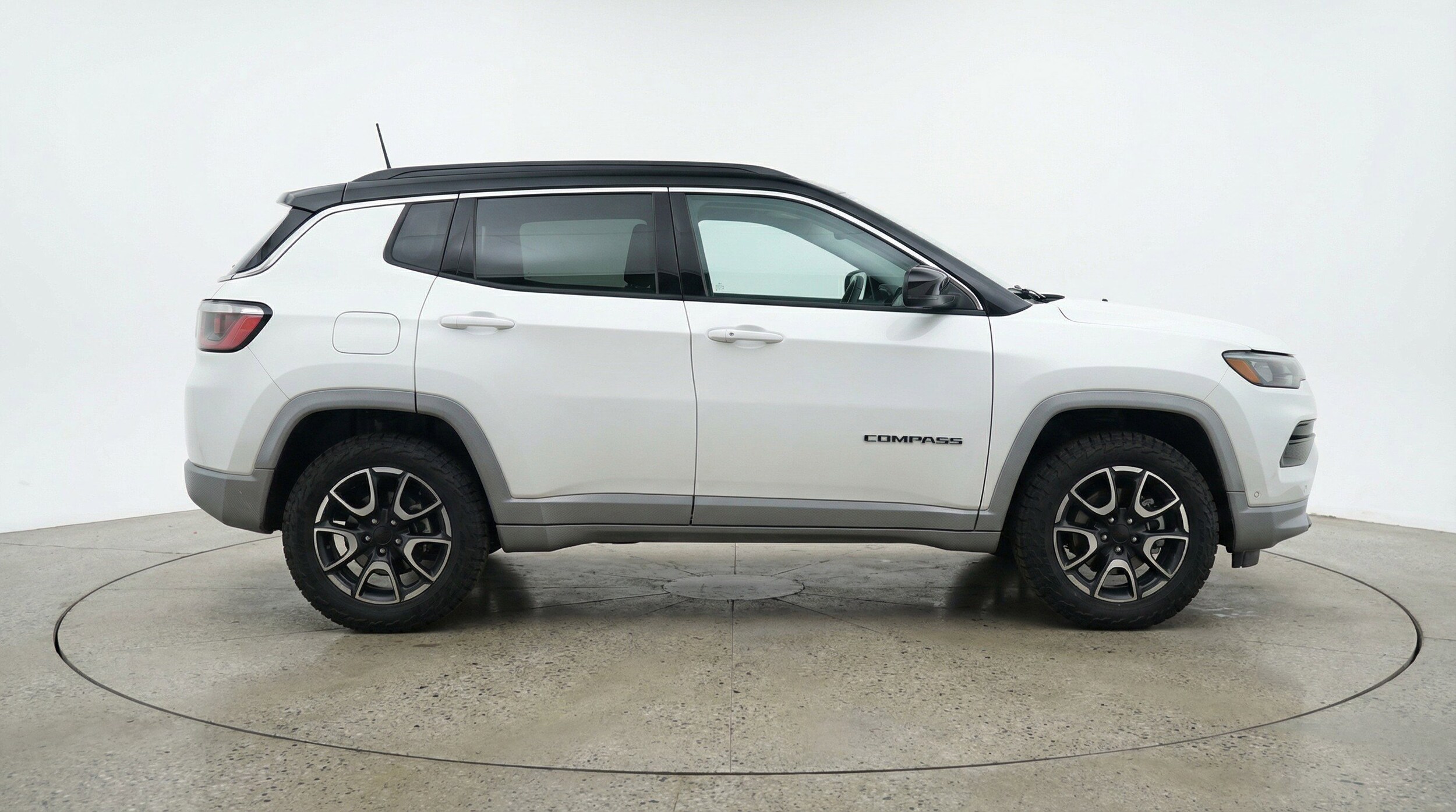 Thumbnail: 2025 Jeep Compass - 11