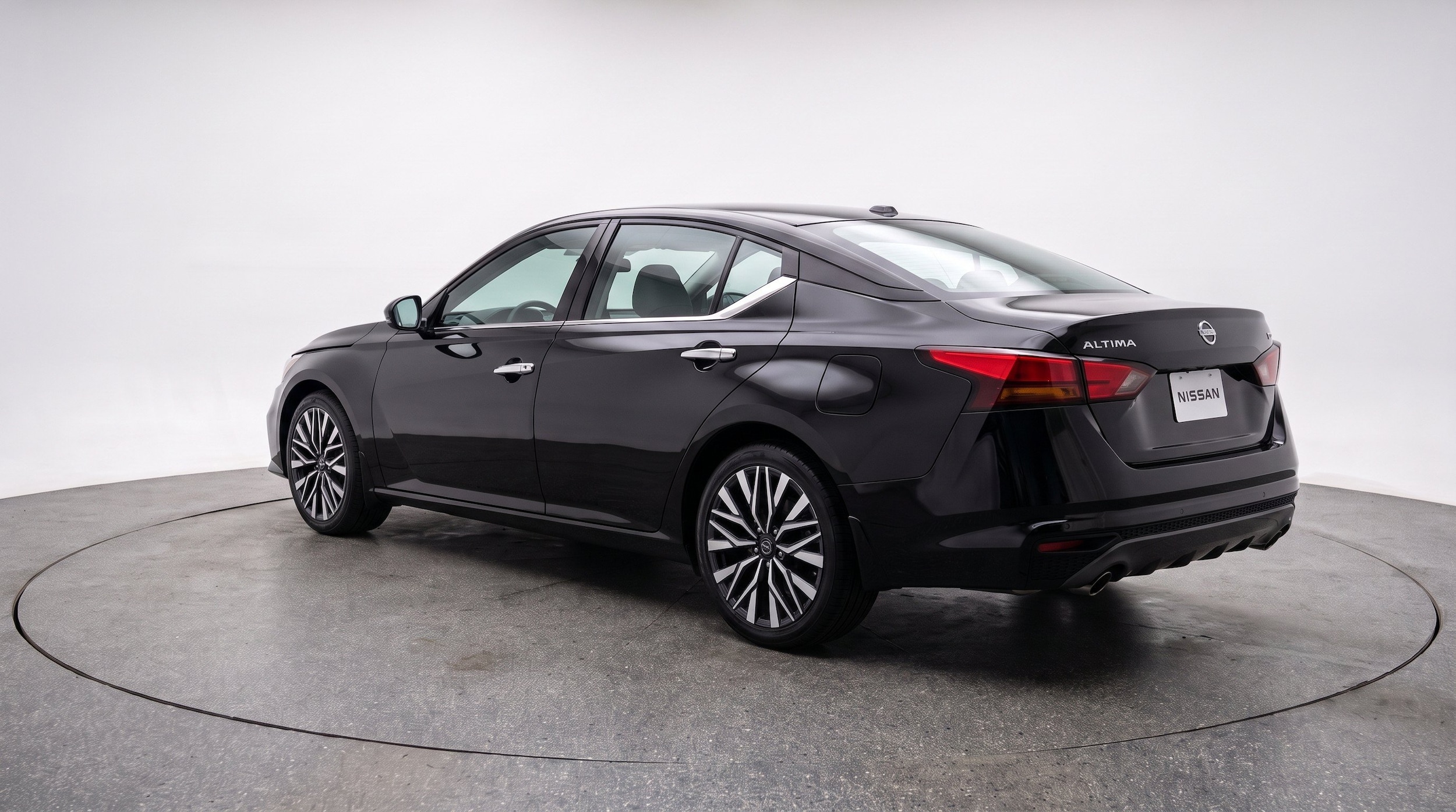 Thumbnail: 2025 Nissan Altima - 6