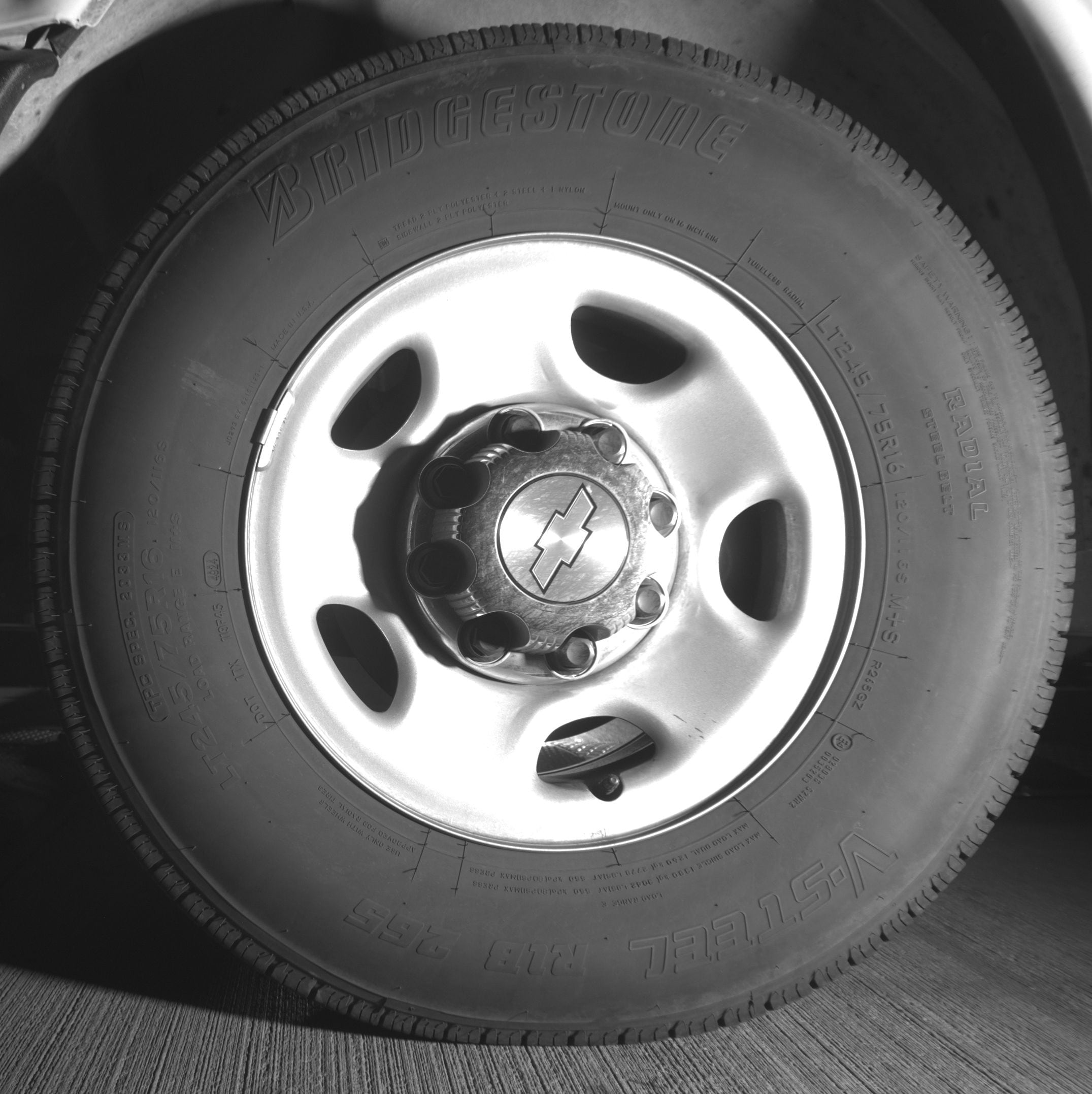 Thumbnail: 2025 Chevrolet Express - 9