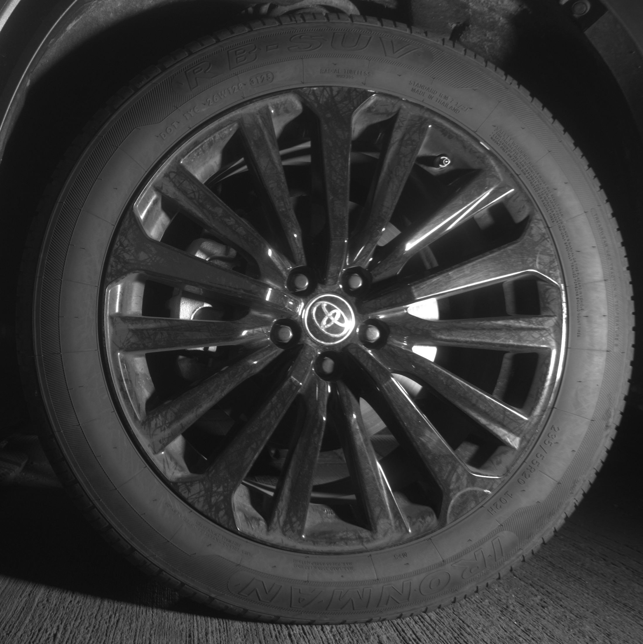 Thumbnail: 2025 Toyota Highlander - 12