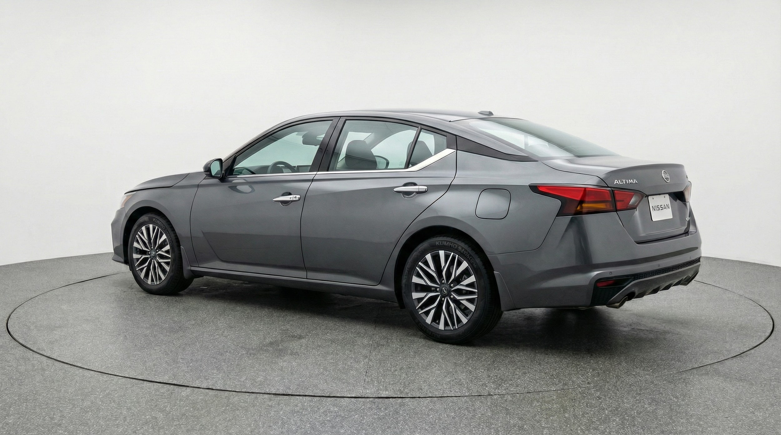 Thumbnail: 2025 Nissan Altima - 5