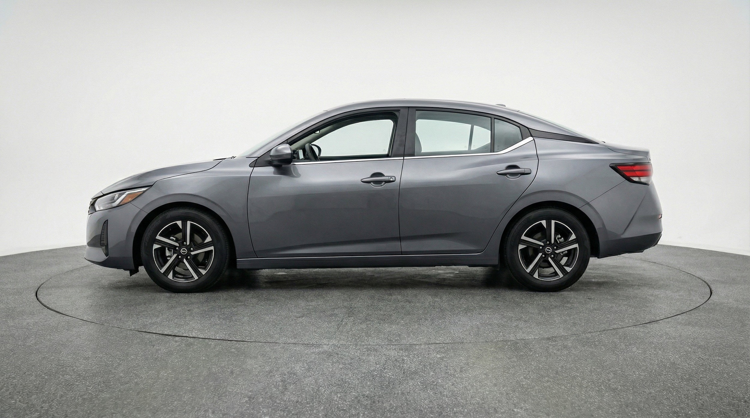 Thumbnail: 2025 Nissan Sentra - 5